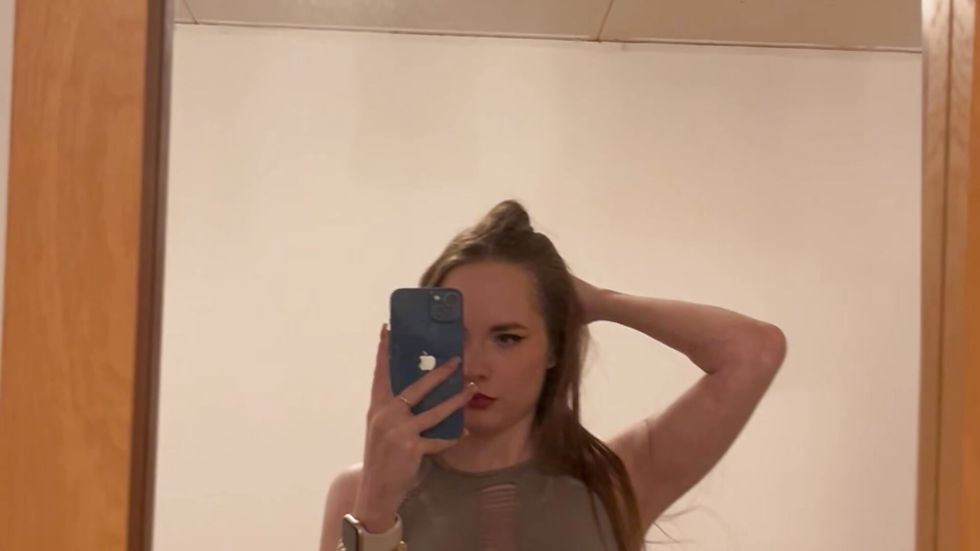 I dance a little bit in the mirror - video by DivaAurum cam model