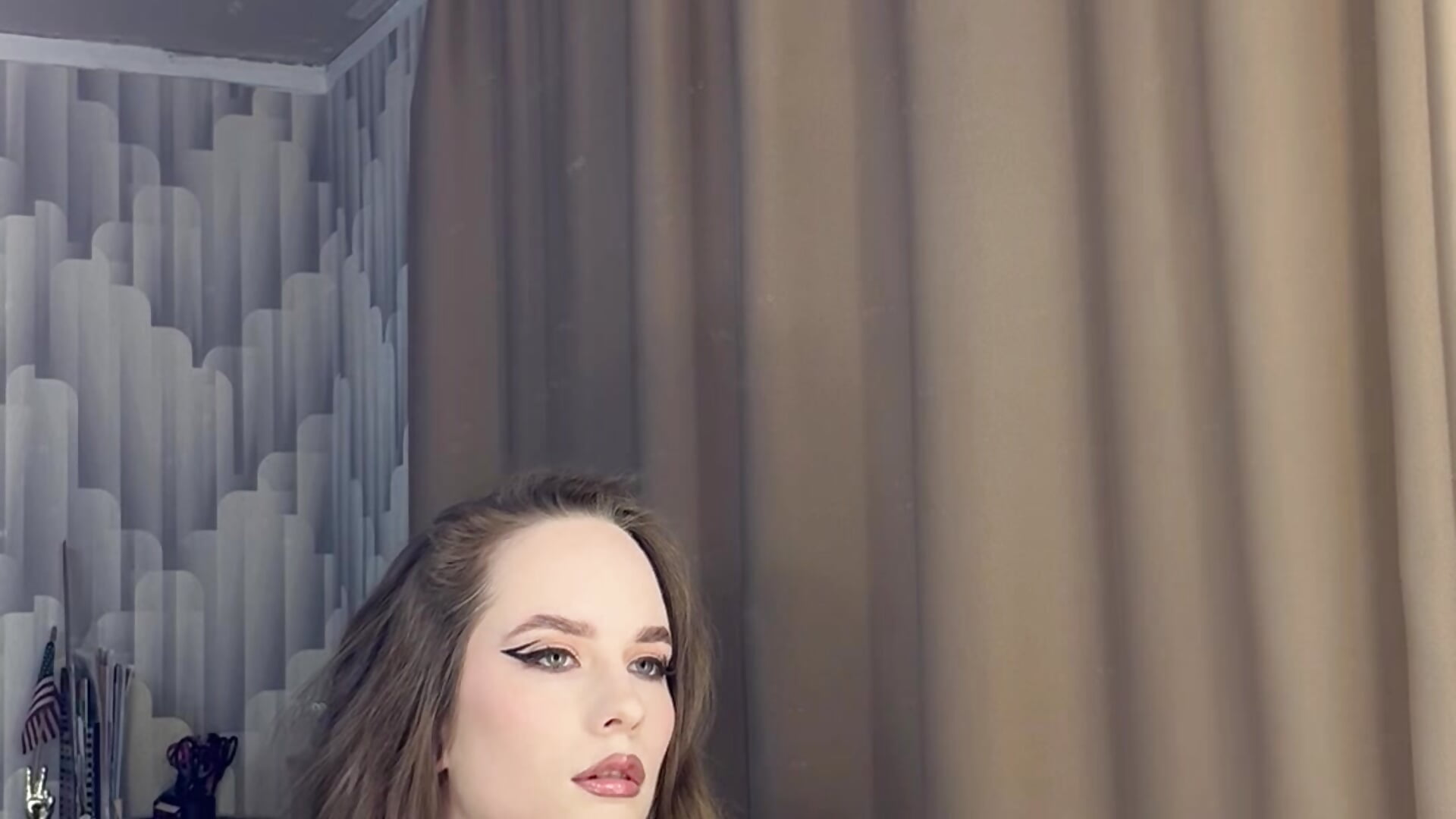 IMG_1806 - відео від вебкаммоделі DivaAurumX