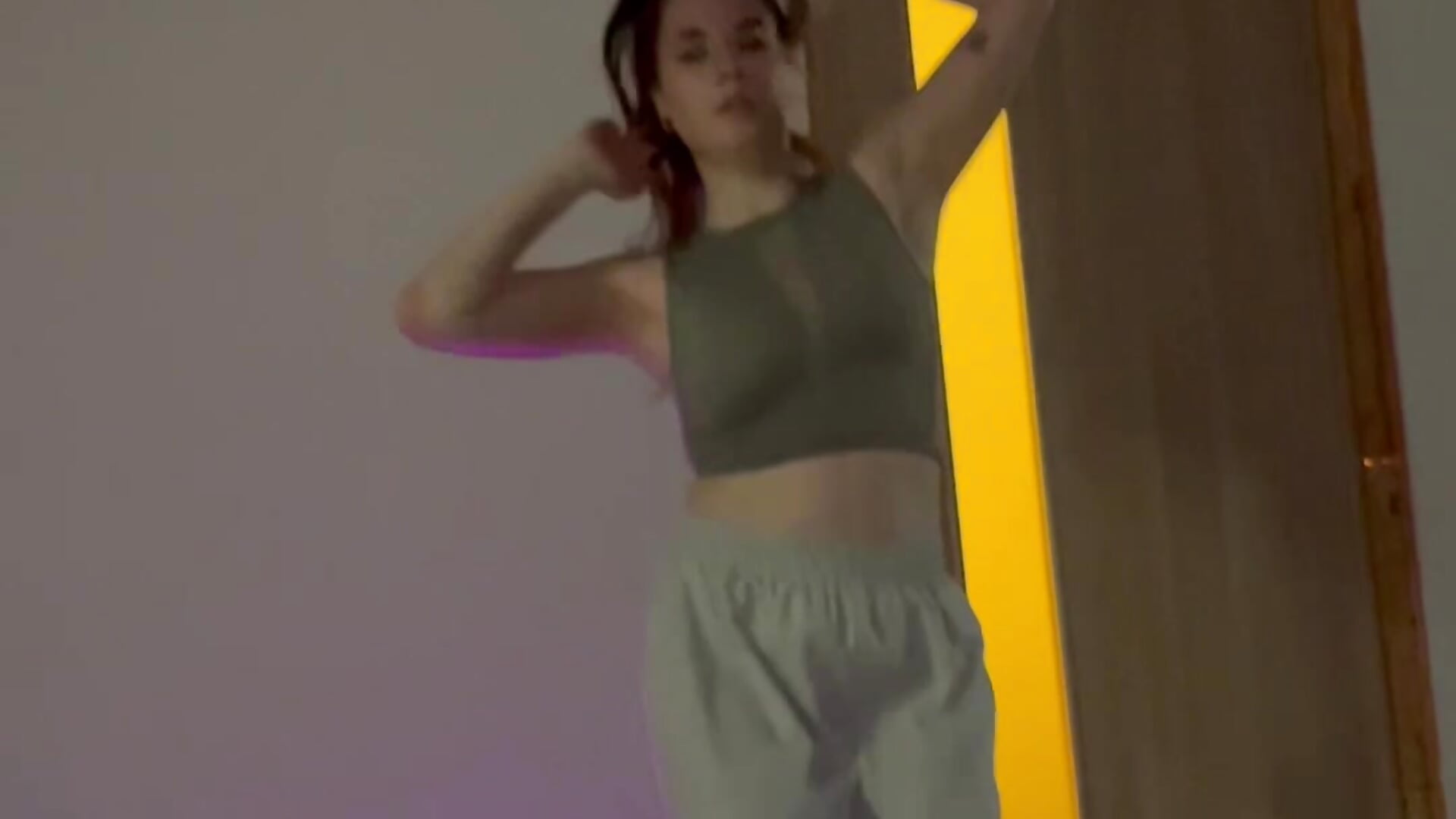 Dancing high hills - video av DivaAurumX cam model