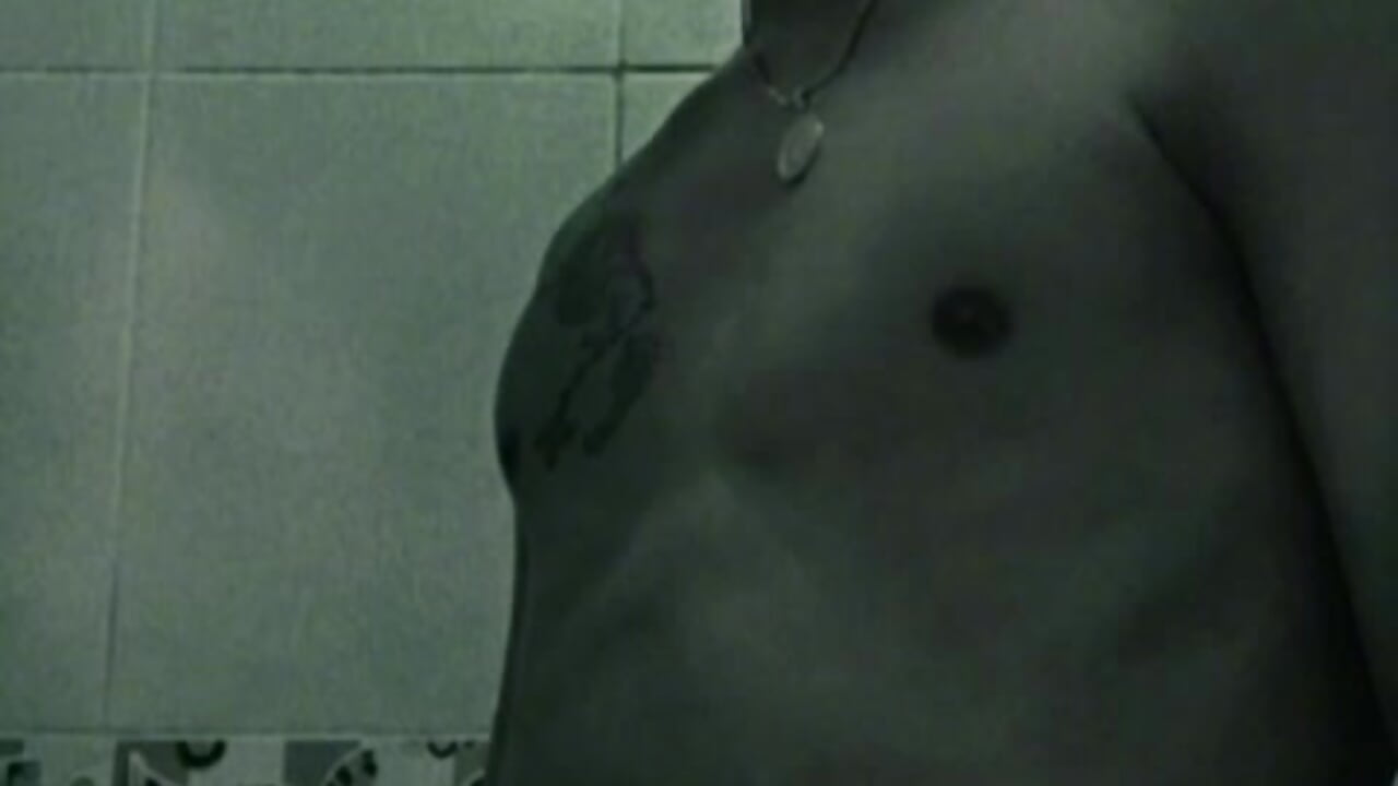 WhatsApp Video 2026-02-21 at 2,44,04 PM (2) – video modela na kameri emiliano_sex_boy