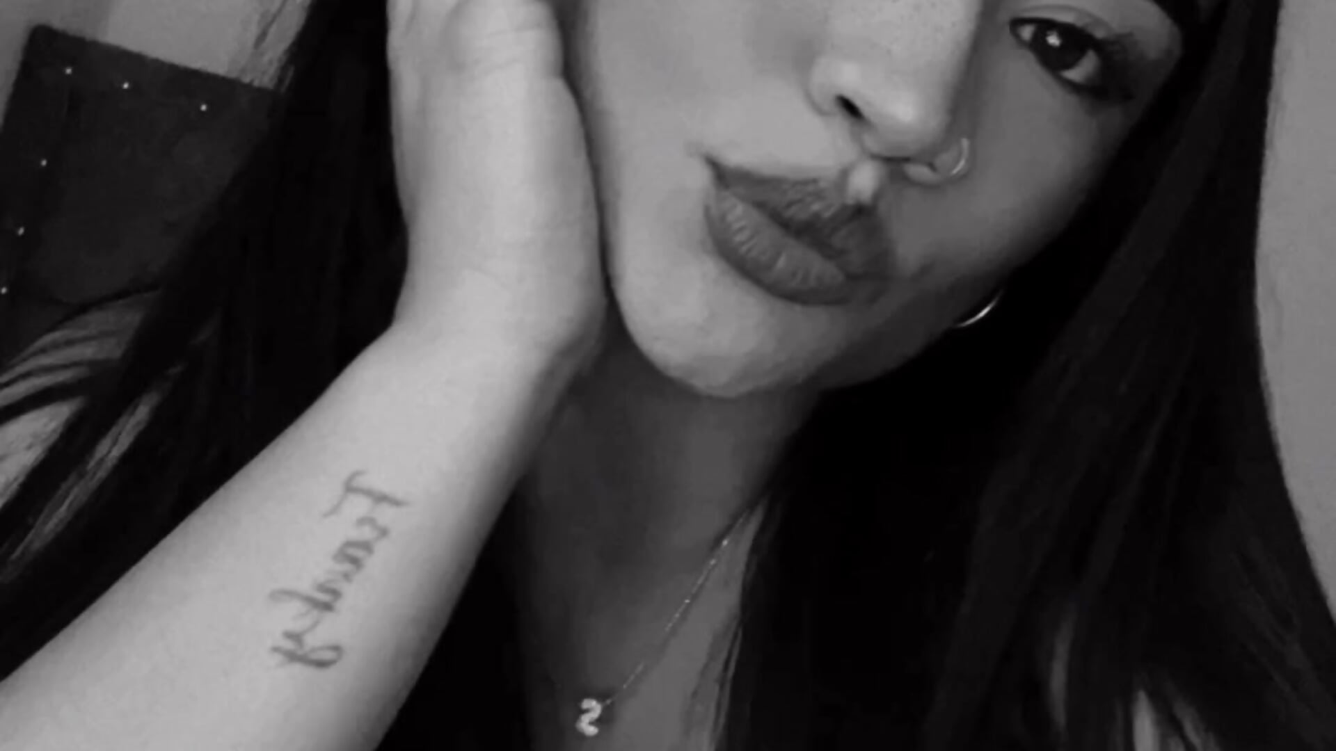 🩶 - video van AlanaSole12 cam-model