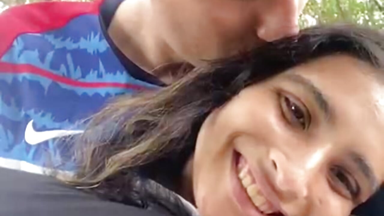 WhatsApp Video 2026-02-28 at 4,18,08 PM (1) - Beauty-and-the-beast-主播的视频