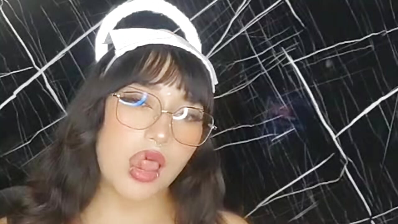 You are the type of person who leaves me speechless... but with a thousand intentions. - video by Aura_cute_ cam model