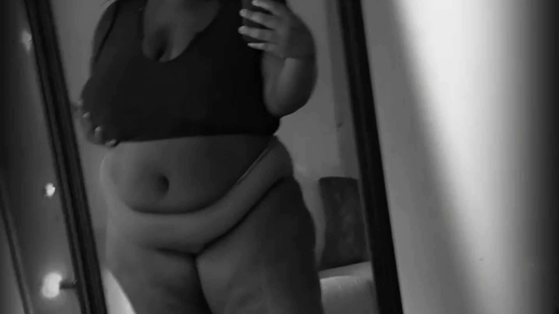 Waking up looking sexy - video van Kittybookate cam-model