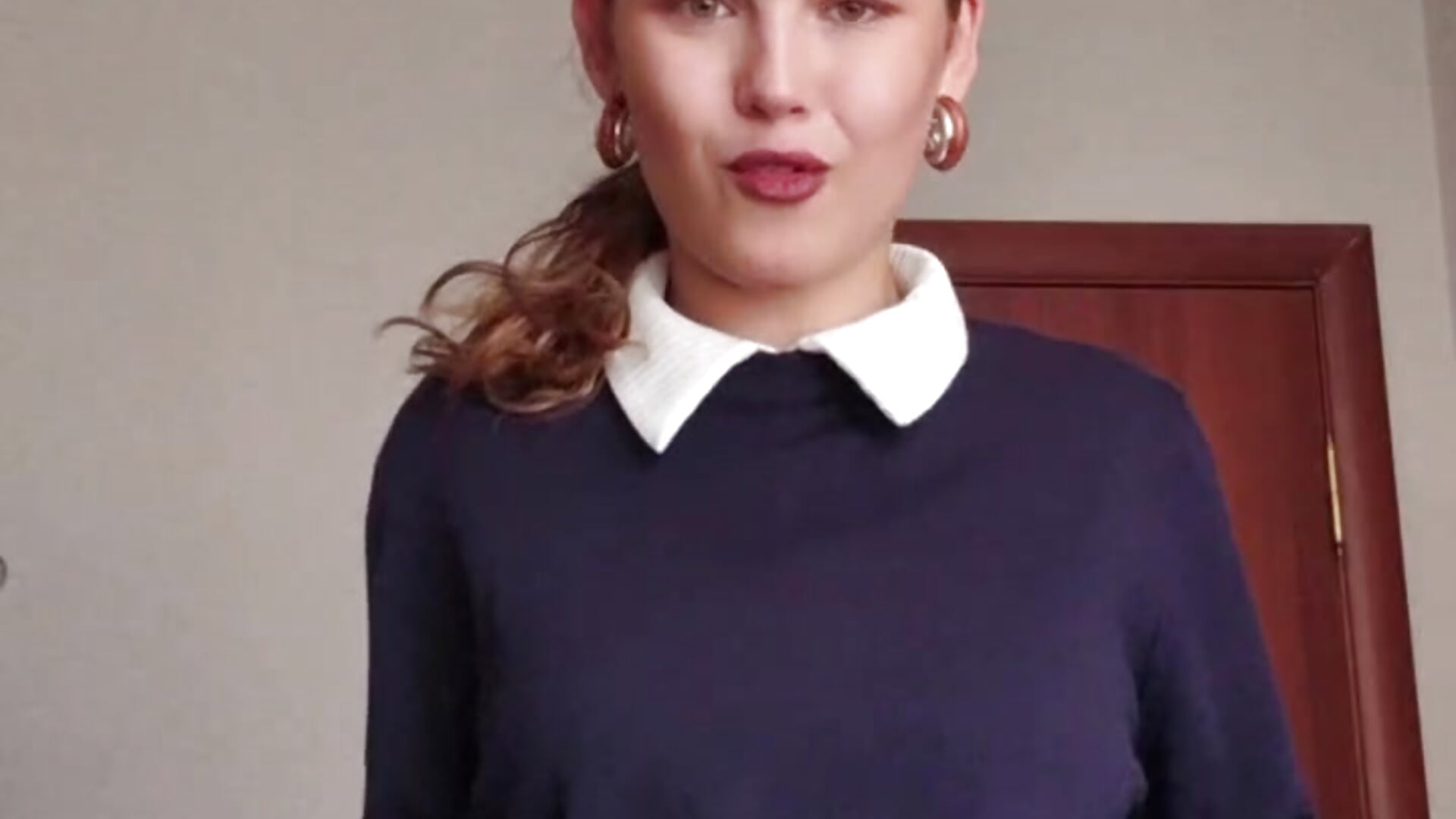 Dancing in a schoolgirl uniform - Rin_Martin 캠 모델의 동영상