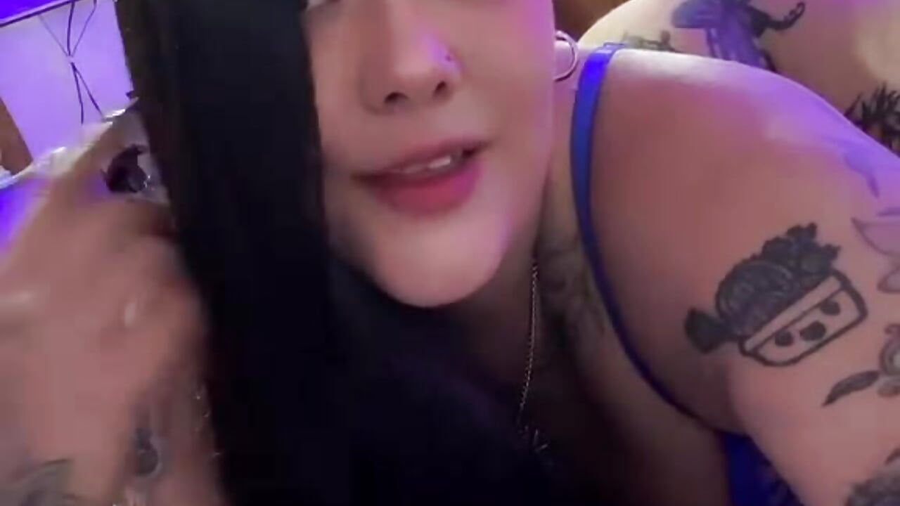 WhatsApp Video 2026-10-12 at 2,54,56 PM – video modela na kameri violeta_delavega