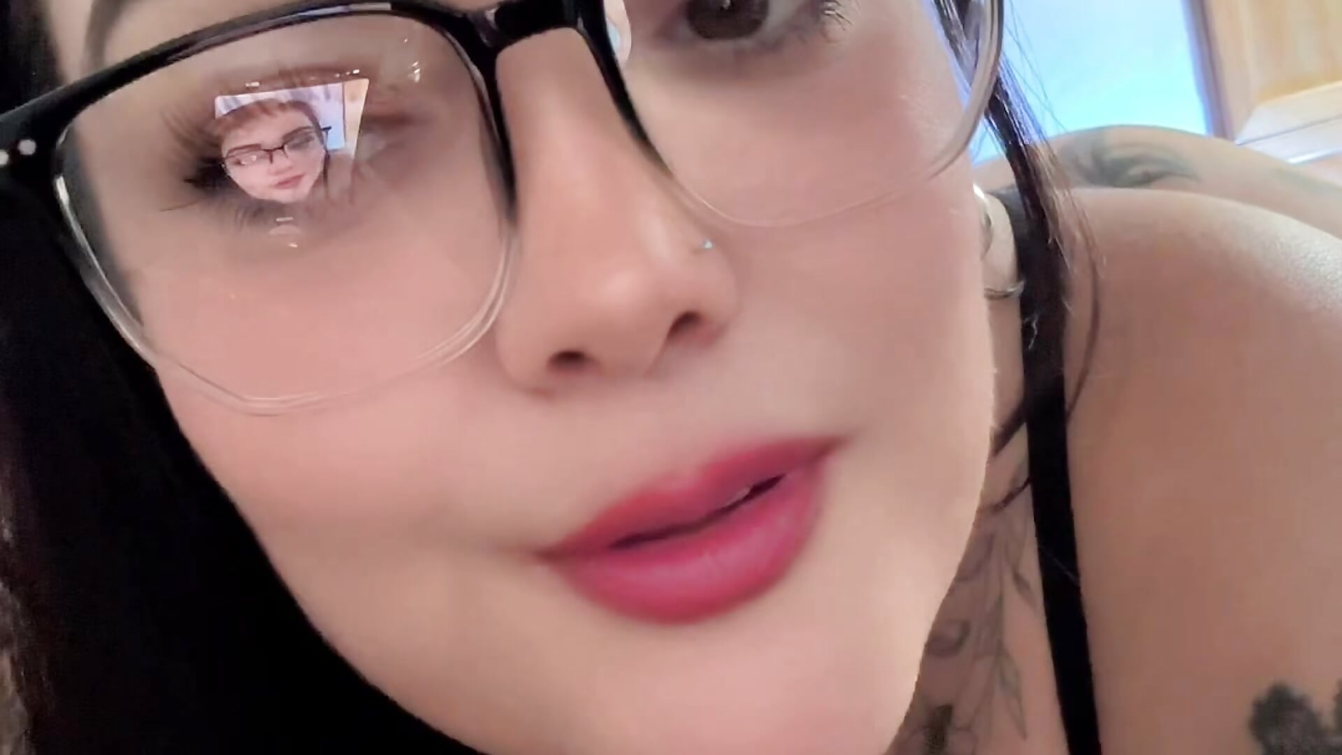 f620939d202349049f92004f27714da4 - فيديو من violeta_delavega موديل الكام