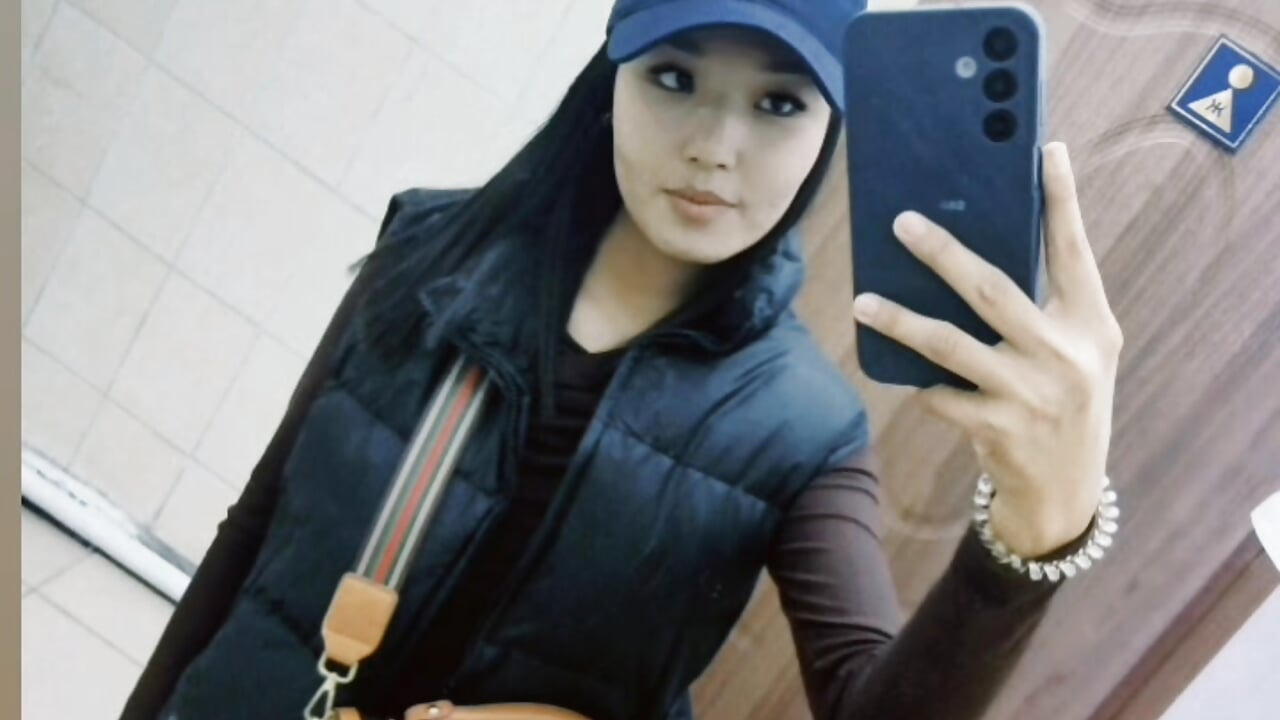 I'm waiting for you on stream sweetie - video di SauLira modella di cam