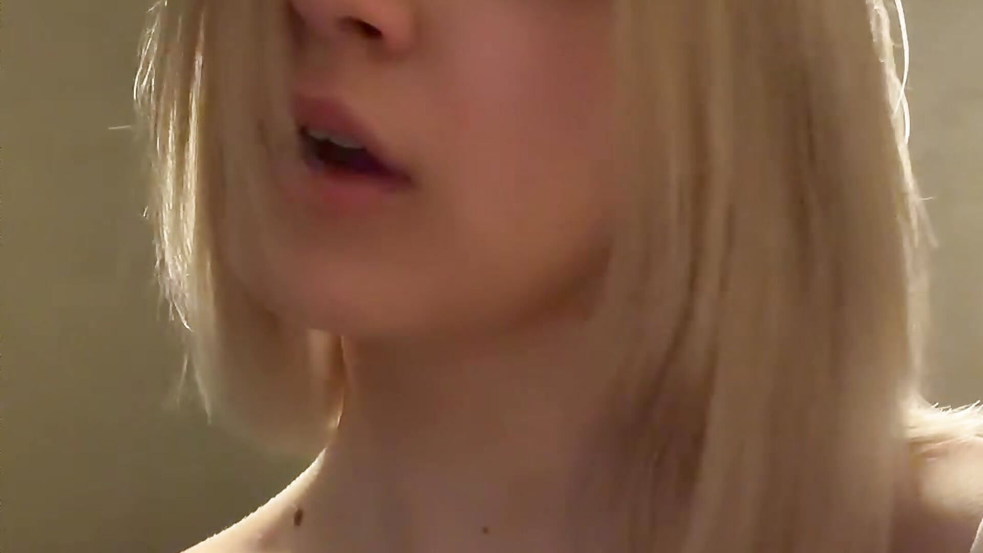 you like it? – video od webkamerové modelky Carolini_i