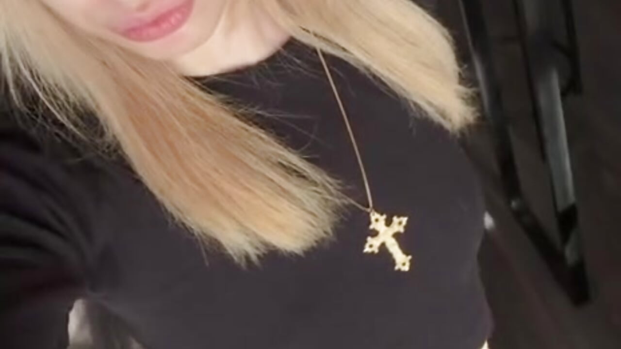 I picked out an interesting new look for myself) - วิดีโอโดย HeeEgno โมเดลแคม