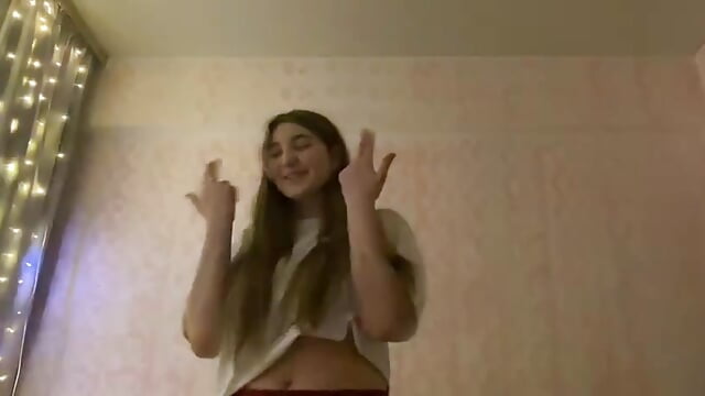 the curves of the body are so lovely - video by JanineThielman cam model