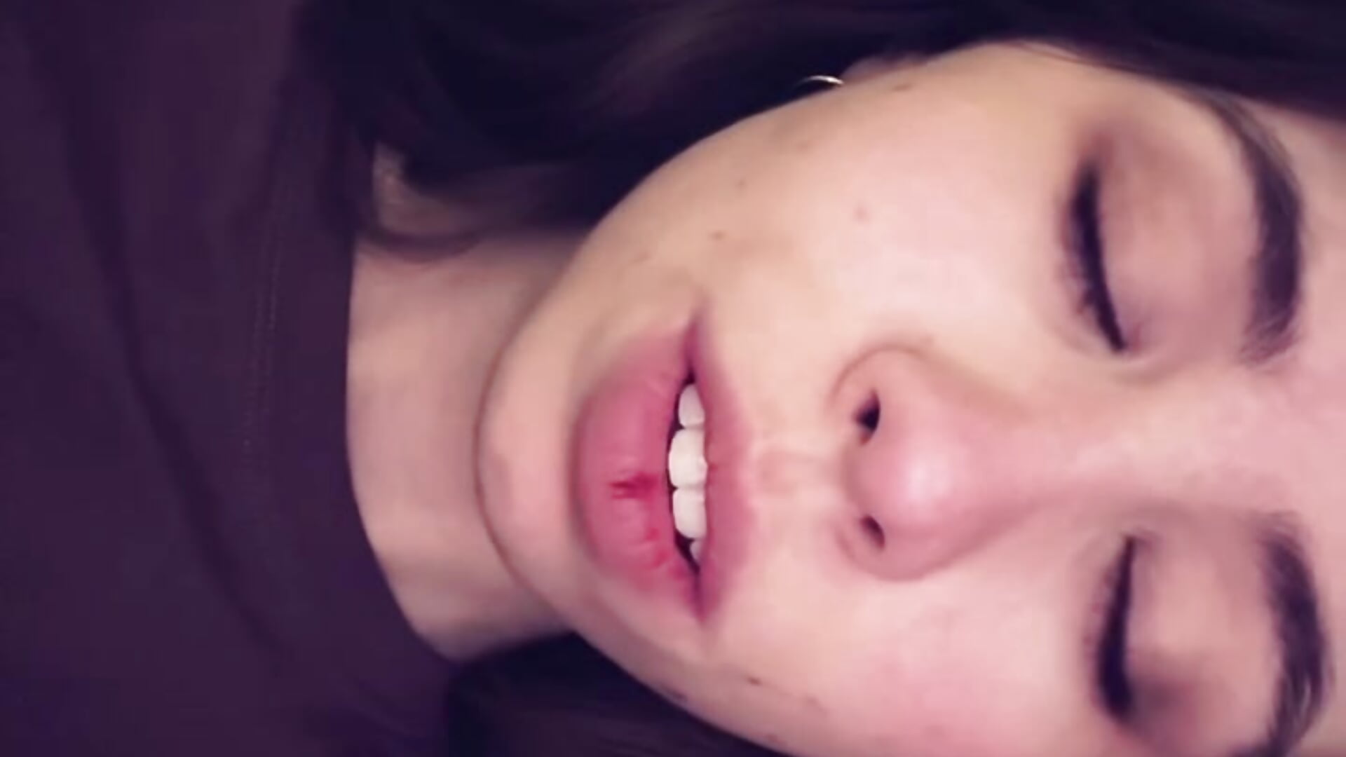 feel me - video by SerenaHawthorne cam model