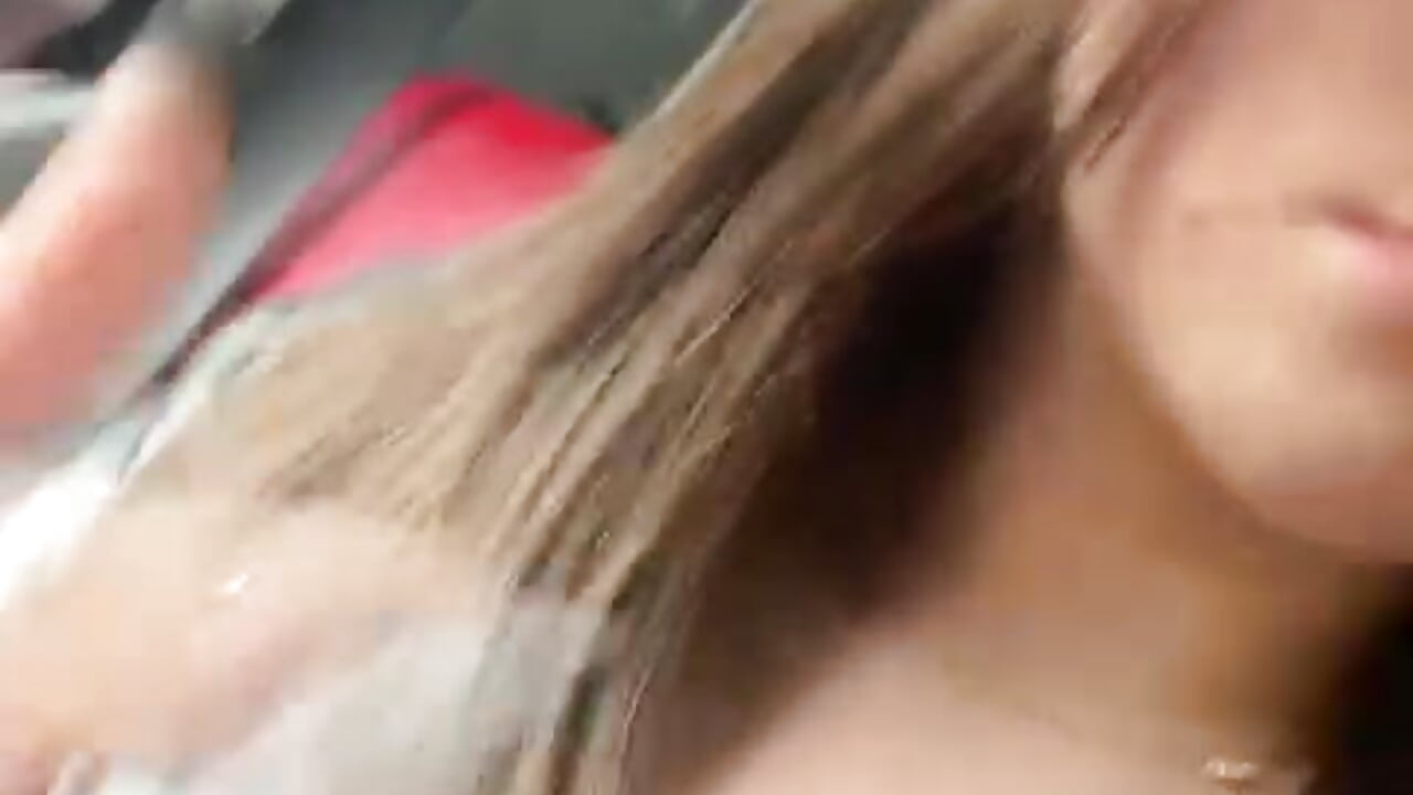 Taking a around - vidéo du modèle de showcams NixieSterling