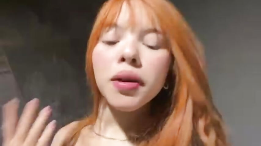 HOLI – video od webkamerové modelky everyh_1