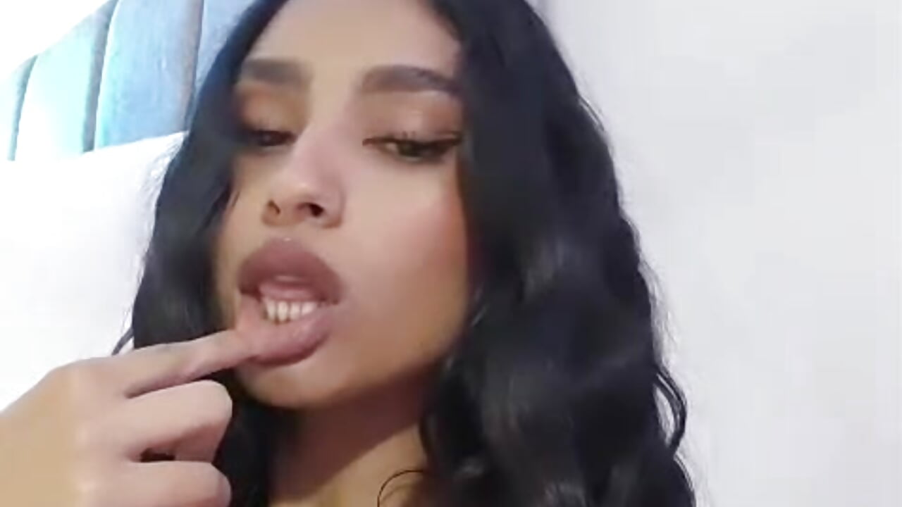 Mmm baby!!😈🔥 – video modela na kameri _JAZMIINSTAR