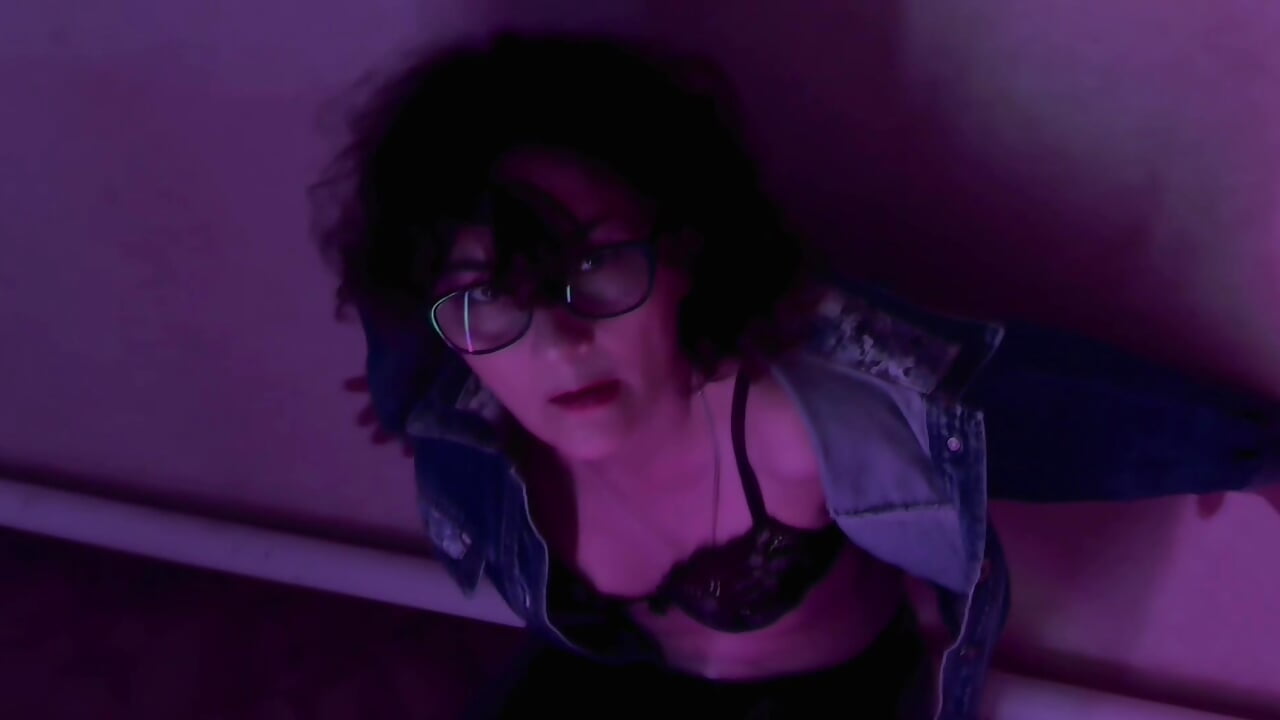 I'm chasing you🤤 - video by Miss_Amberr cam model