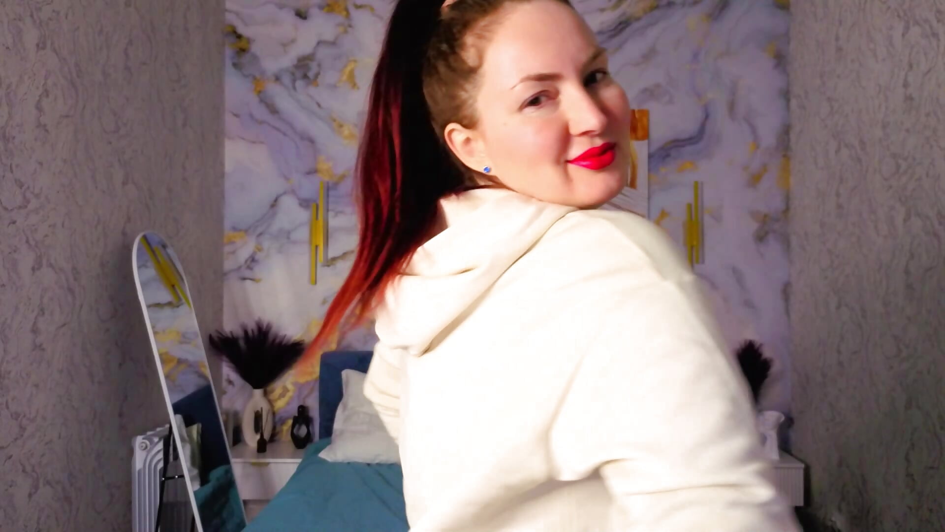 2026-03-25 16-30-42 - video oleh model kamera zara_myrrr