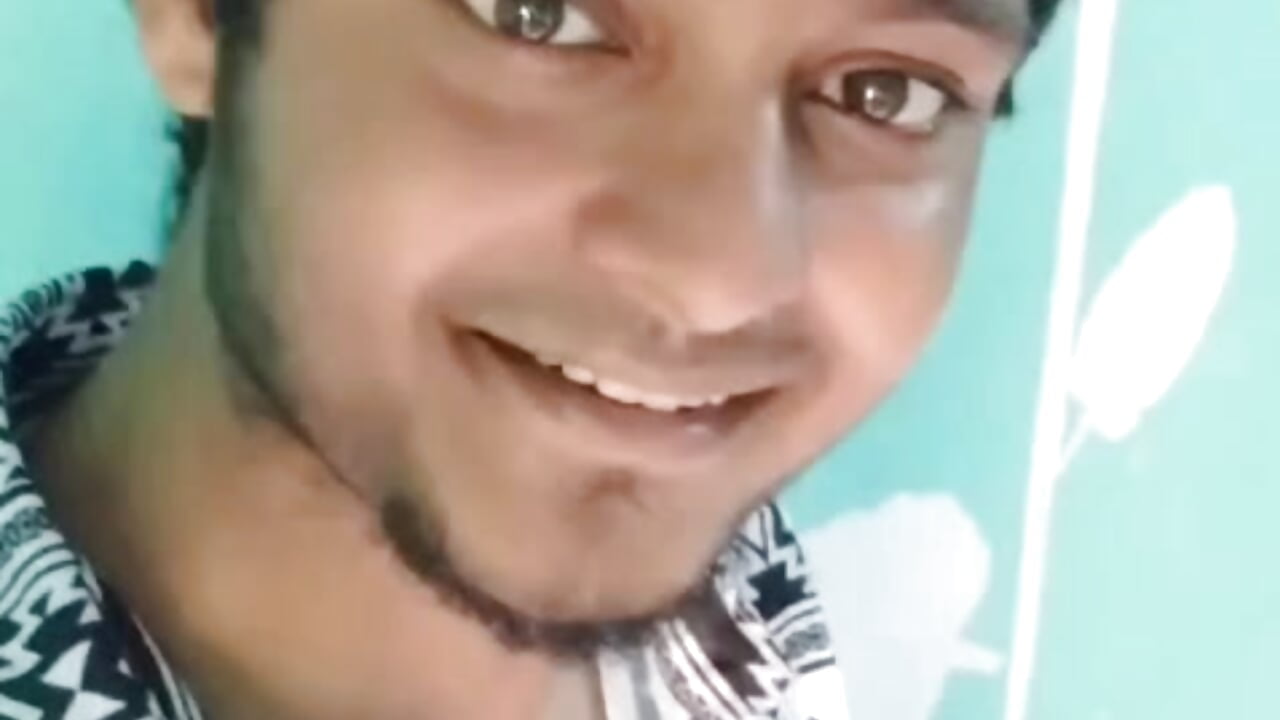 WhatsApp Video 2026-02-24 at 4,15,45 PM – video od webkamerové modelky kaaviya2026