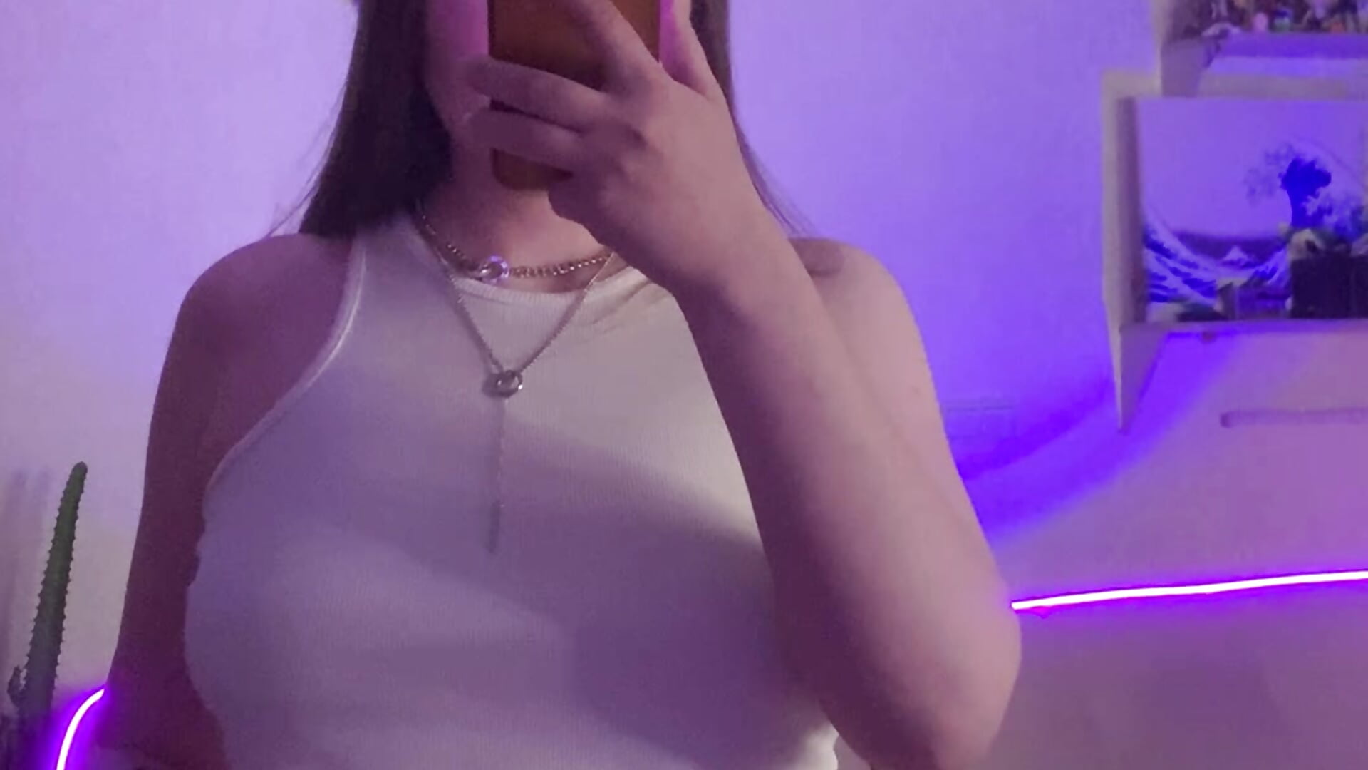 ❤️ – video modela na kameri EmiiLu