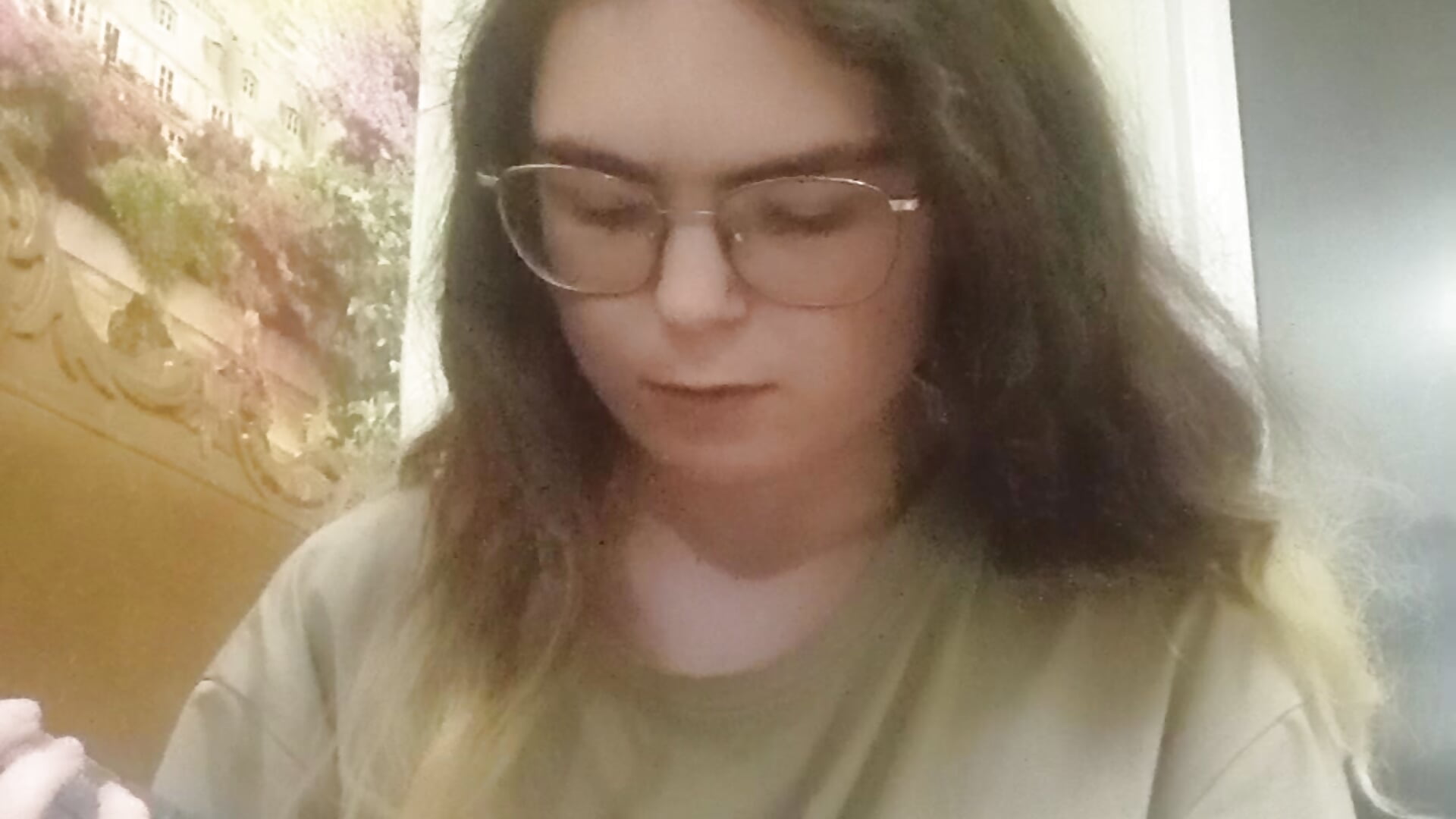 Playing on the ukulele🪕🎶 - відео від вебкаммоделі MyrlZangger