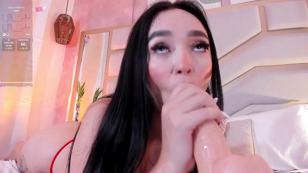 a little bit of danger…” - Video von Samantha-Pardo Cam-Model