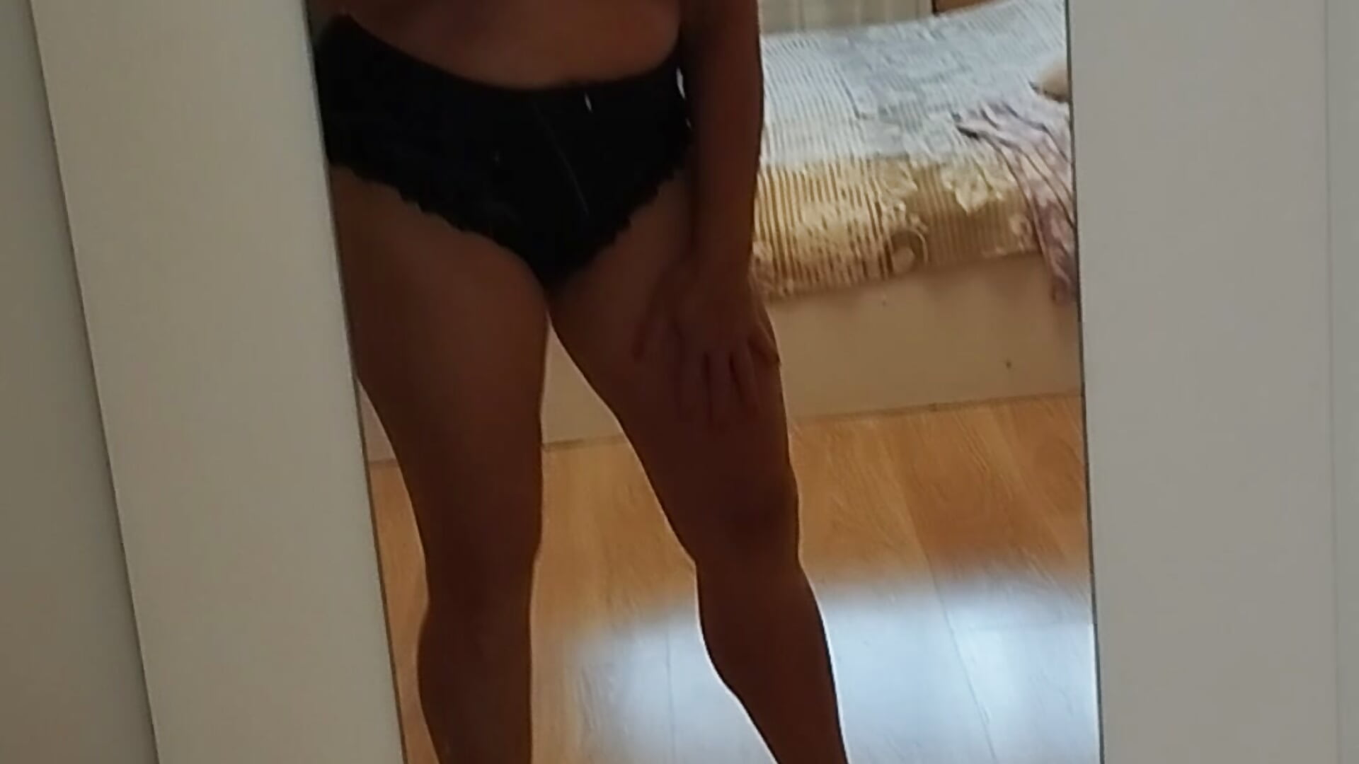 Hot black lingerie & heels 👠🔥