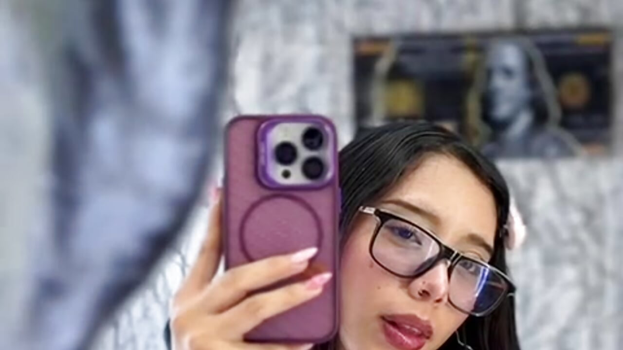 Hii 💖 - Vídeo de SofiaCuteee_, modelo de vídeos