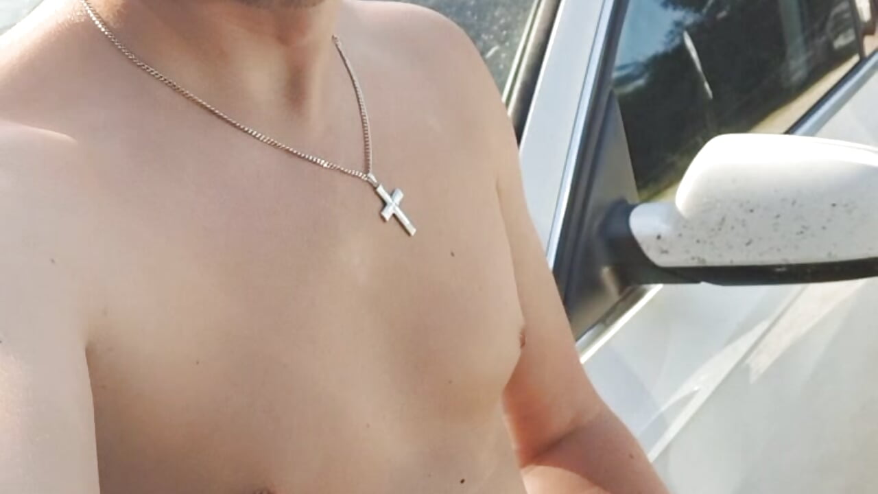 Public cumshot – video modela na kameri MariusStar89