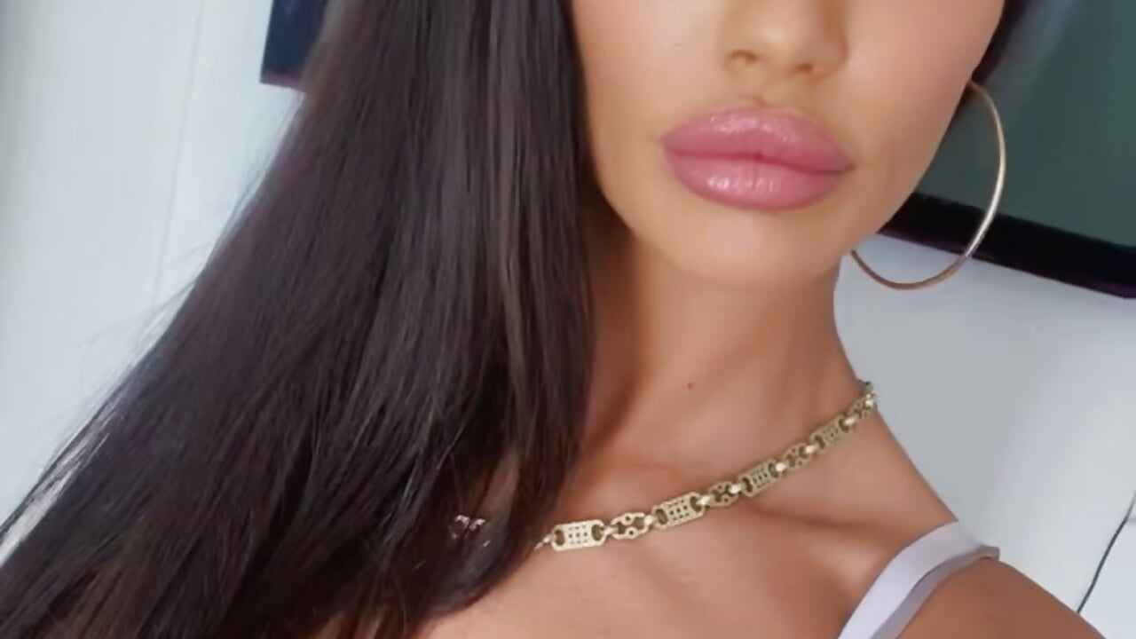 profile-intro-video-1772017615 - video by SophialeeUK