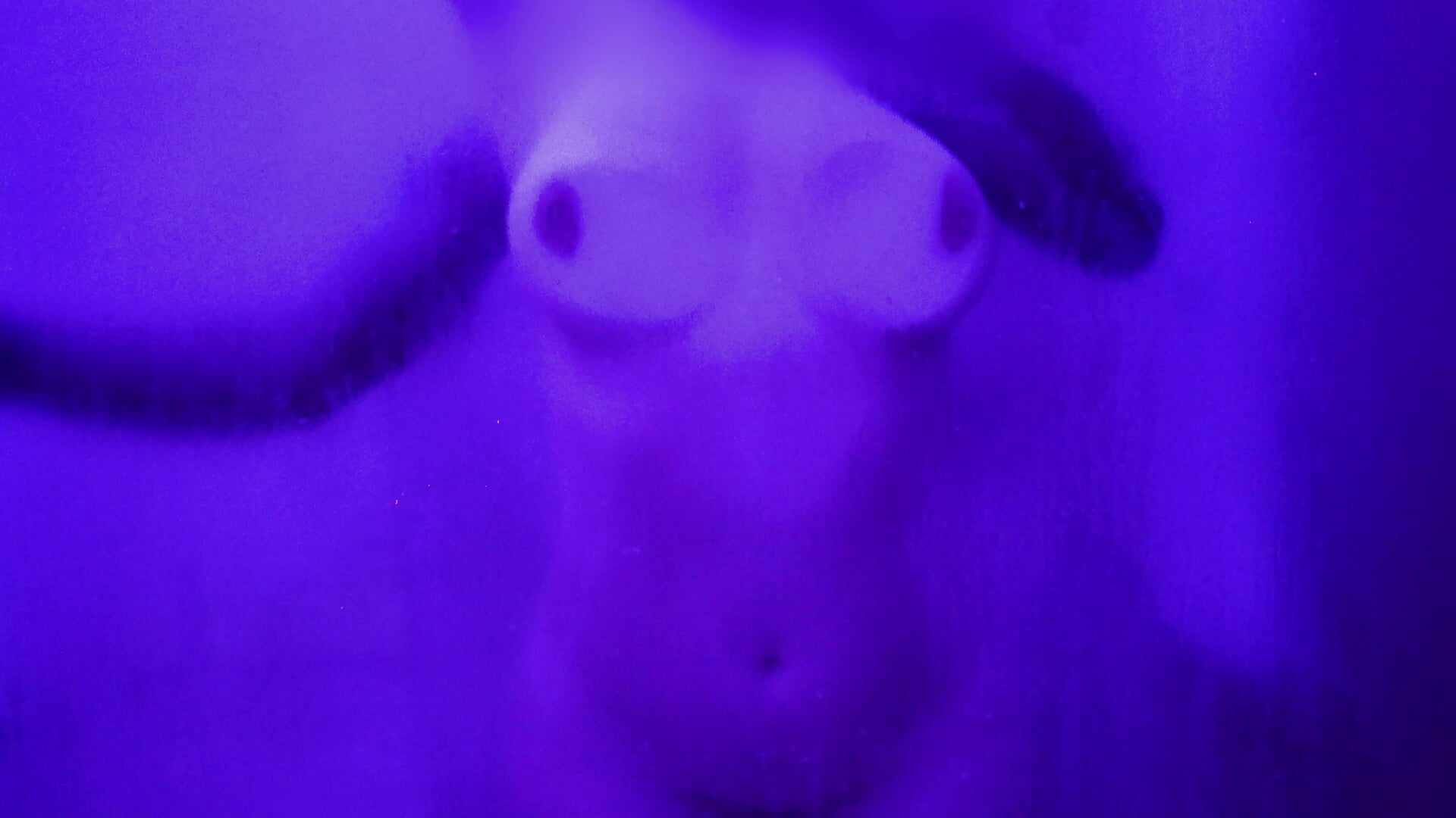 Petit cadeau de bienvenue !– ShadeeMelody kameramodell videója