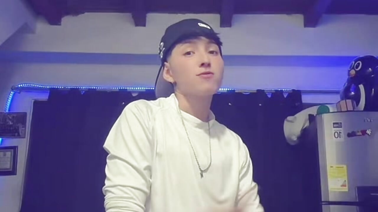 Mikecito ❤️ - video od modelky/modela MIKEFONSE-