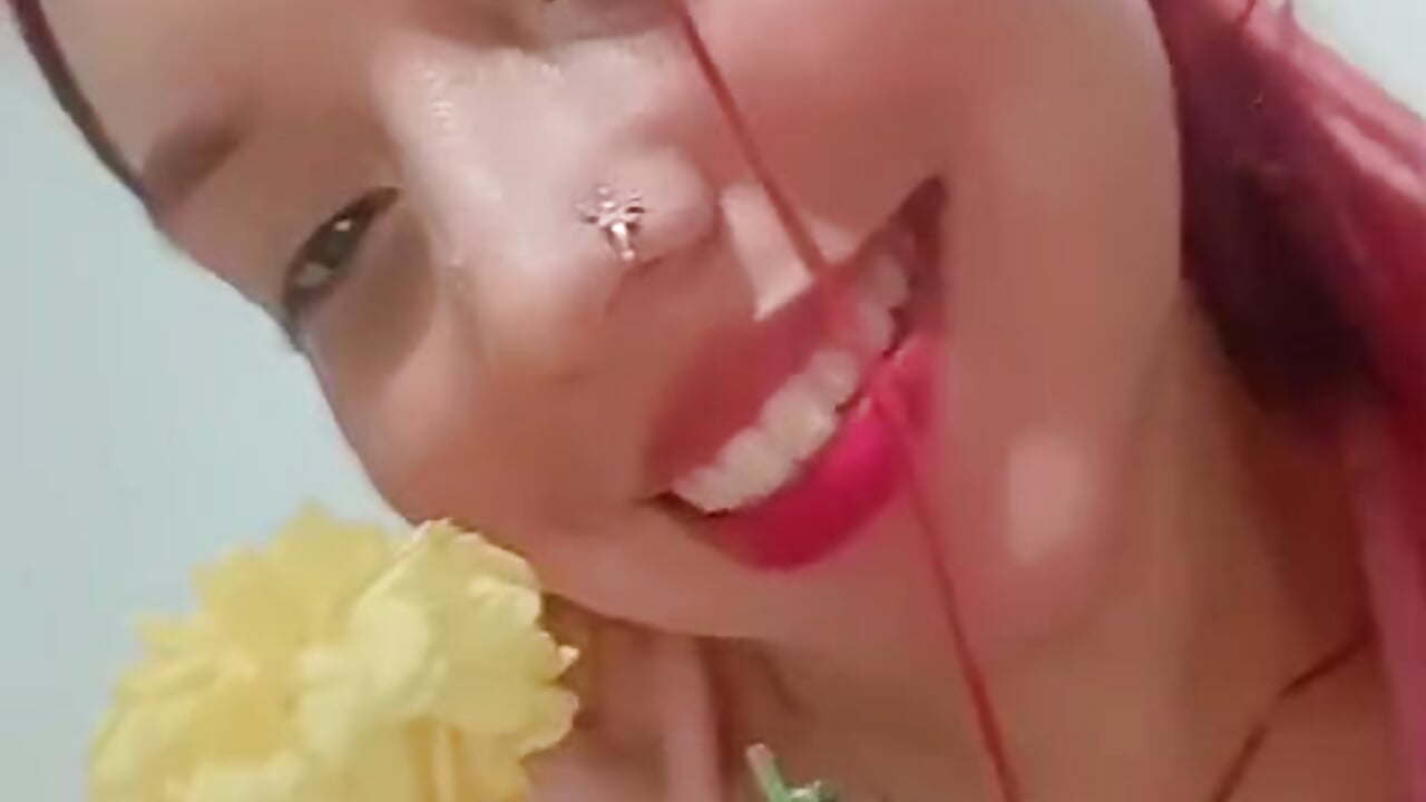 hey guys ♥ – video od webkamerové modelky LUCIA_KHAN