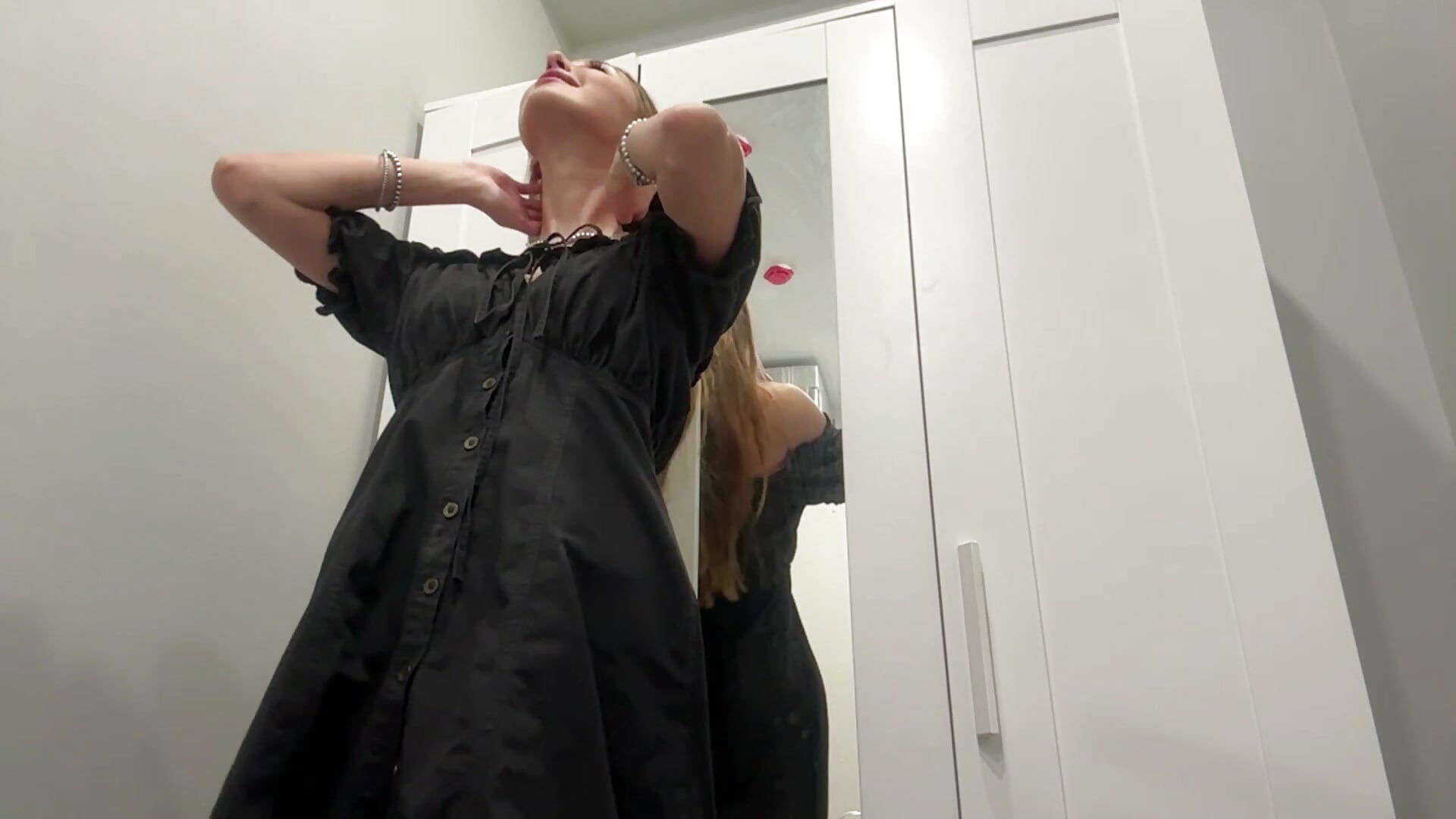 playing with my girlfriends - vídeo de selena_favn modelo de câmara