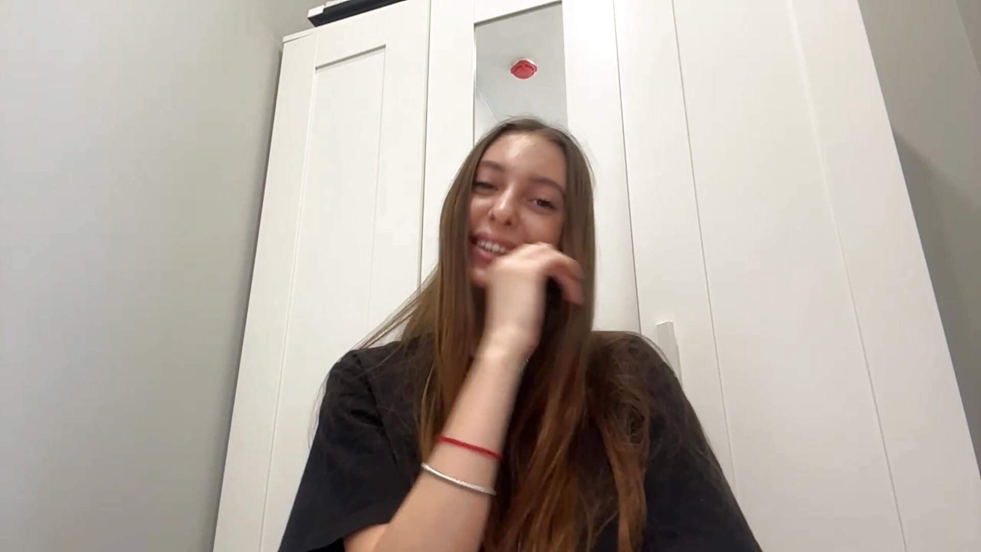 meow – видео вебкам-модели selena_favn