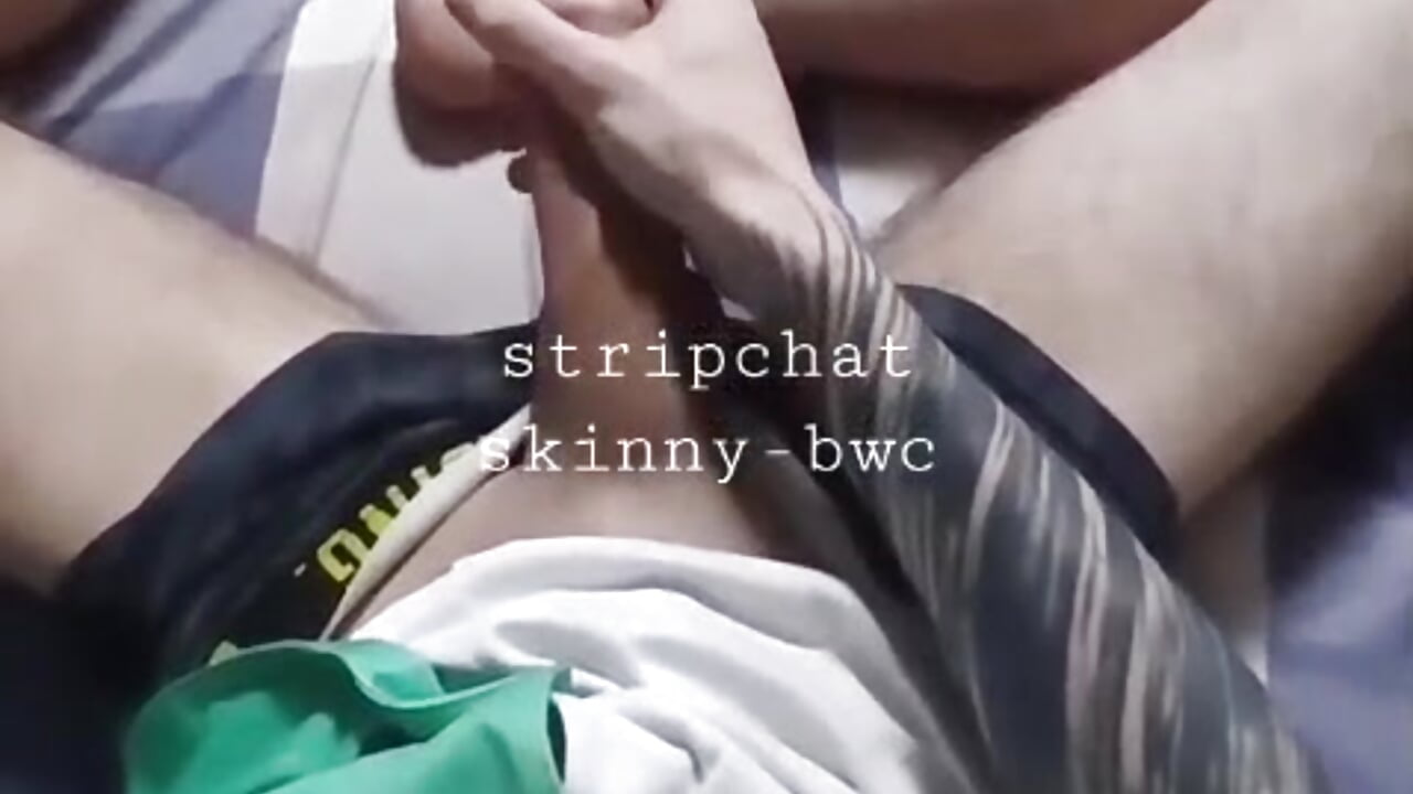 stroking my morning boner - skinny-bwc主播的视频