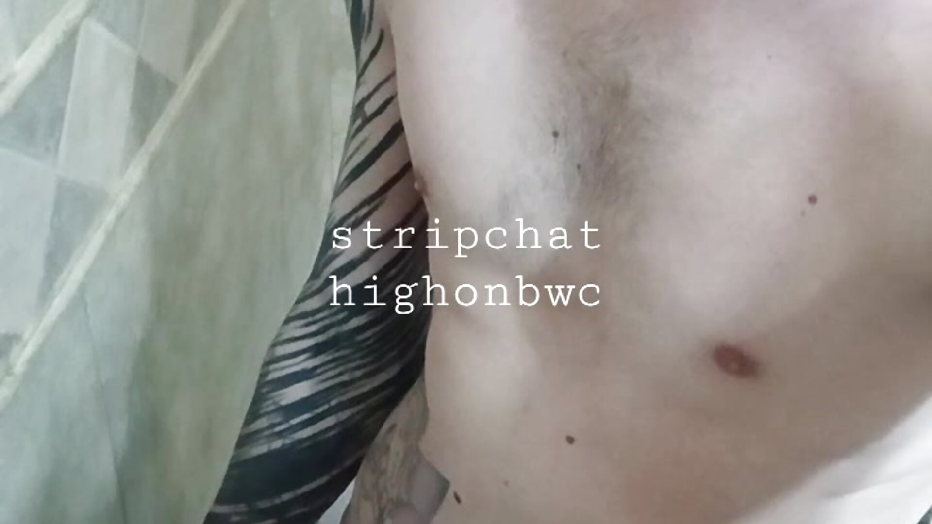 wanna get shower together? 🫣 - vidéo du modèle de showcams highonbwc