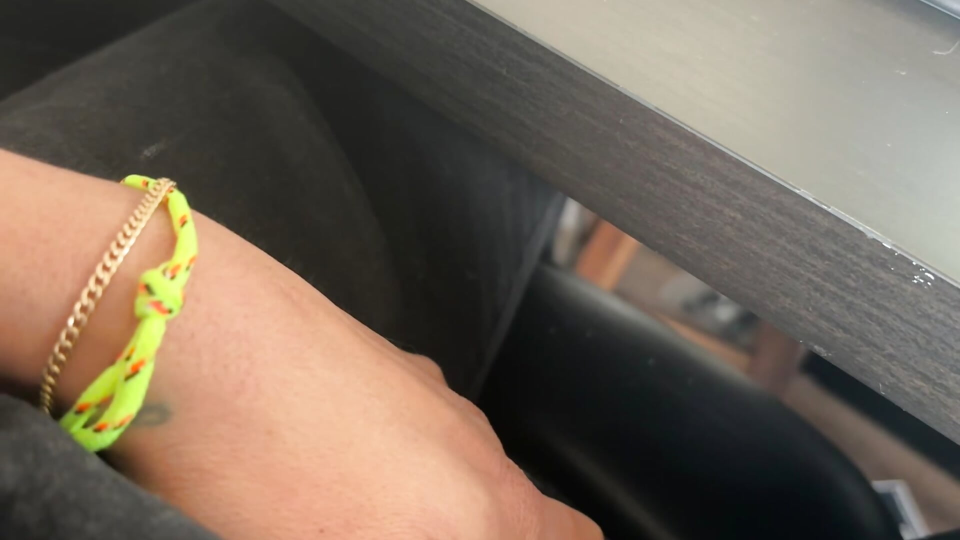 I can’t sit still 😩 - vídeo de goodboyremi modelo de câmara