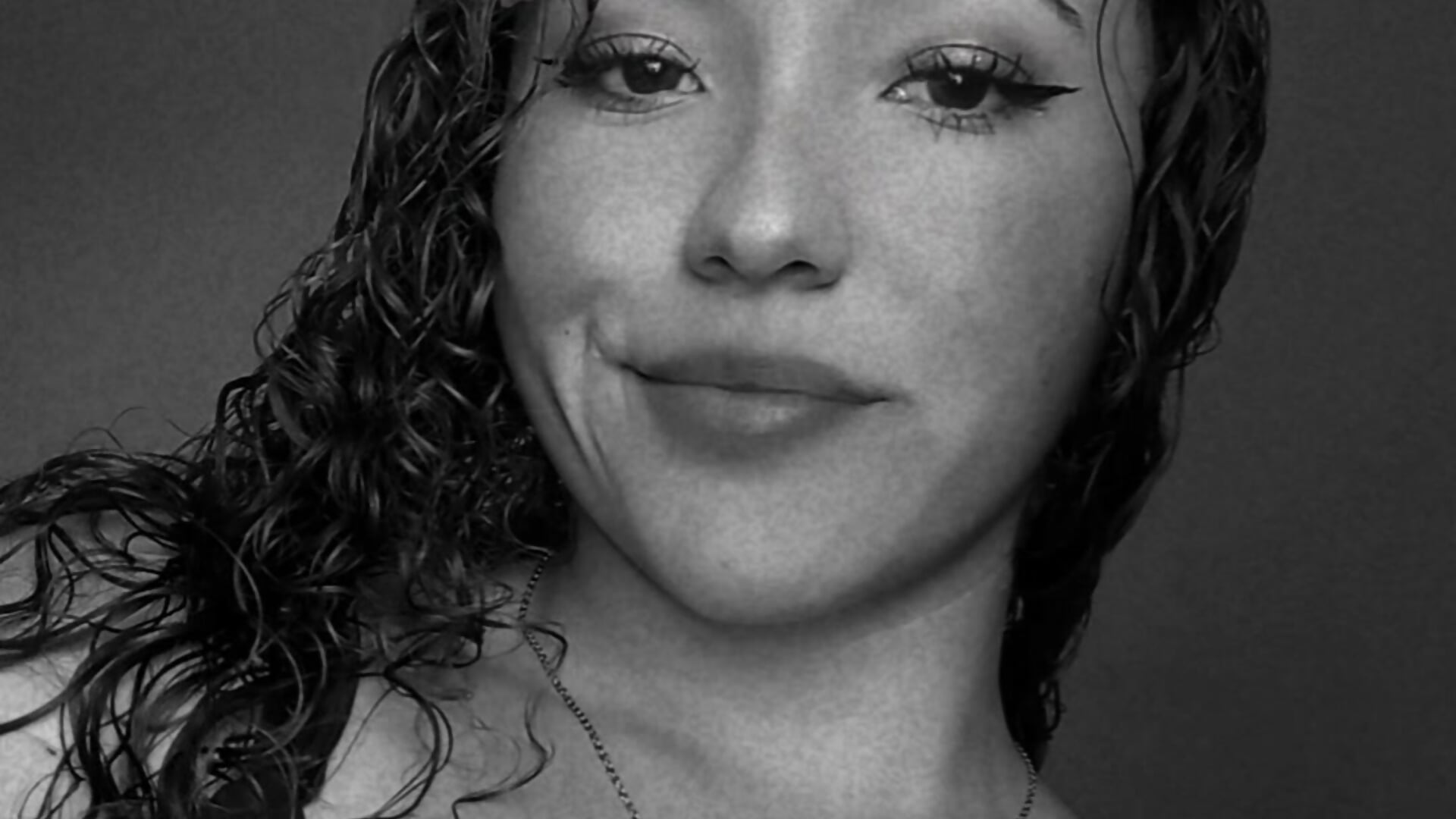 1000097699 – video af Alecurly23 cam-model