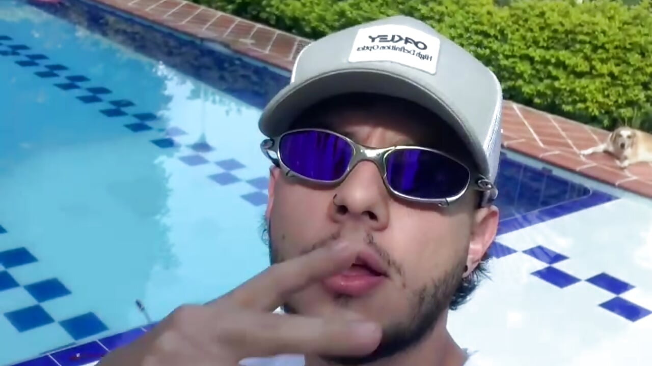 😎😎 – video od webkamerové modelky luxesmith