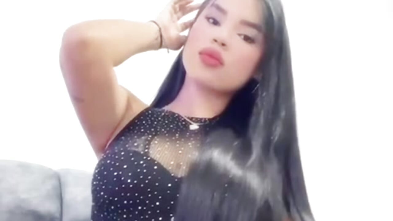 I hypnotize you with my wonderful and sensual body - video by DARING_SCARLETT