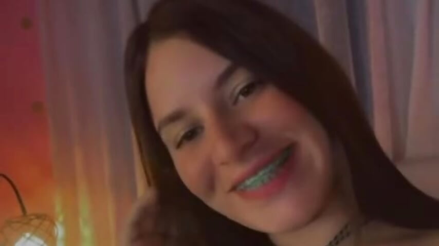 ♥ Hello sunshine ♥ - vidéo du modèle de showcams Dollhell