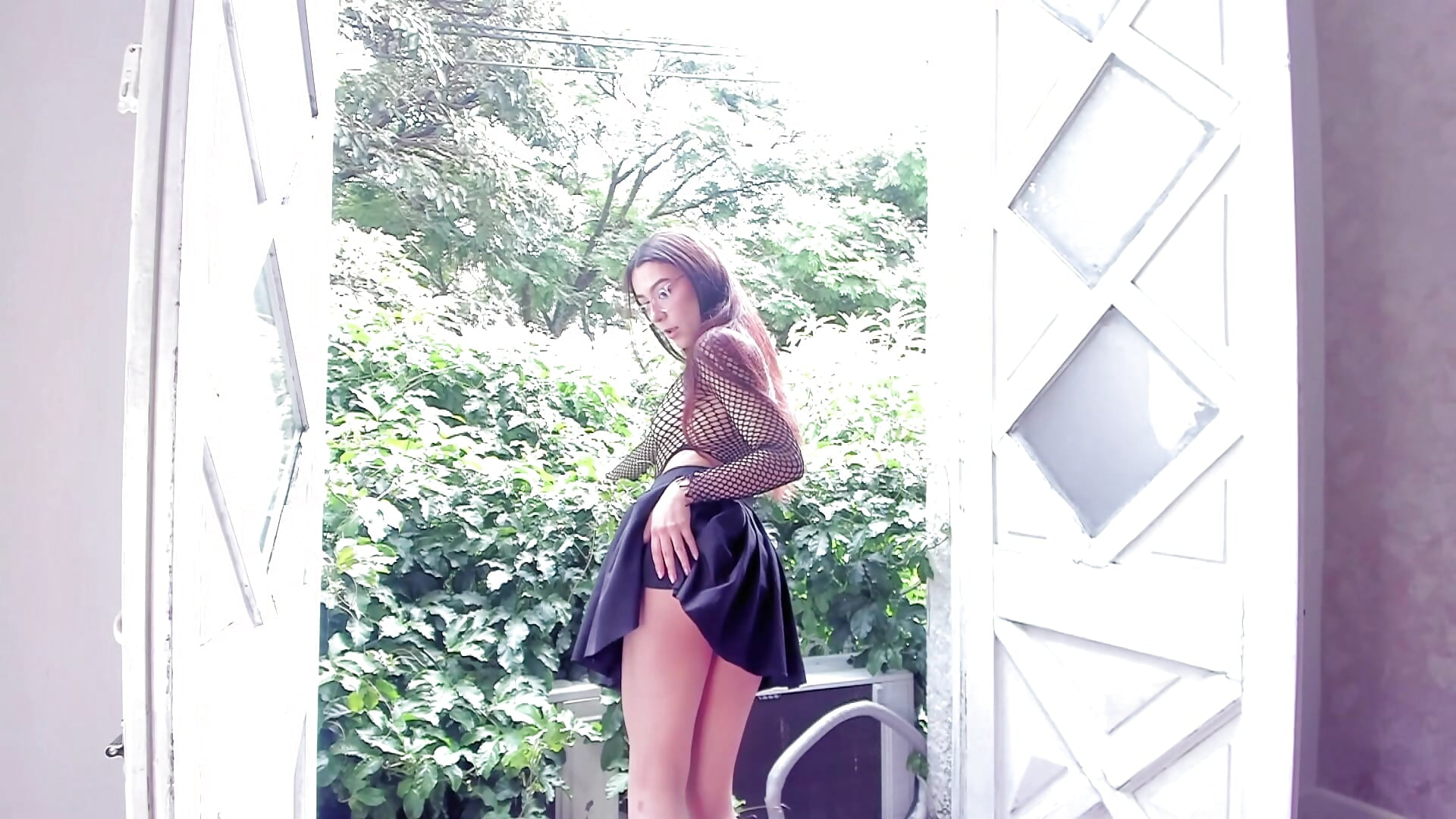 a place where you can feel at ease and explore your darkest fantasies🍃 – video af Arii_wilde cam-model