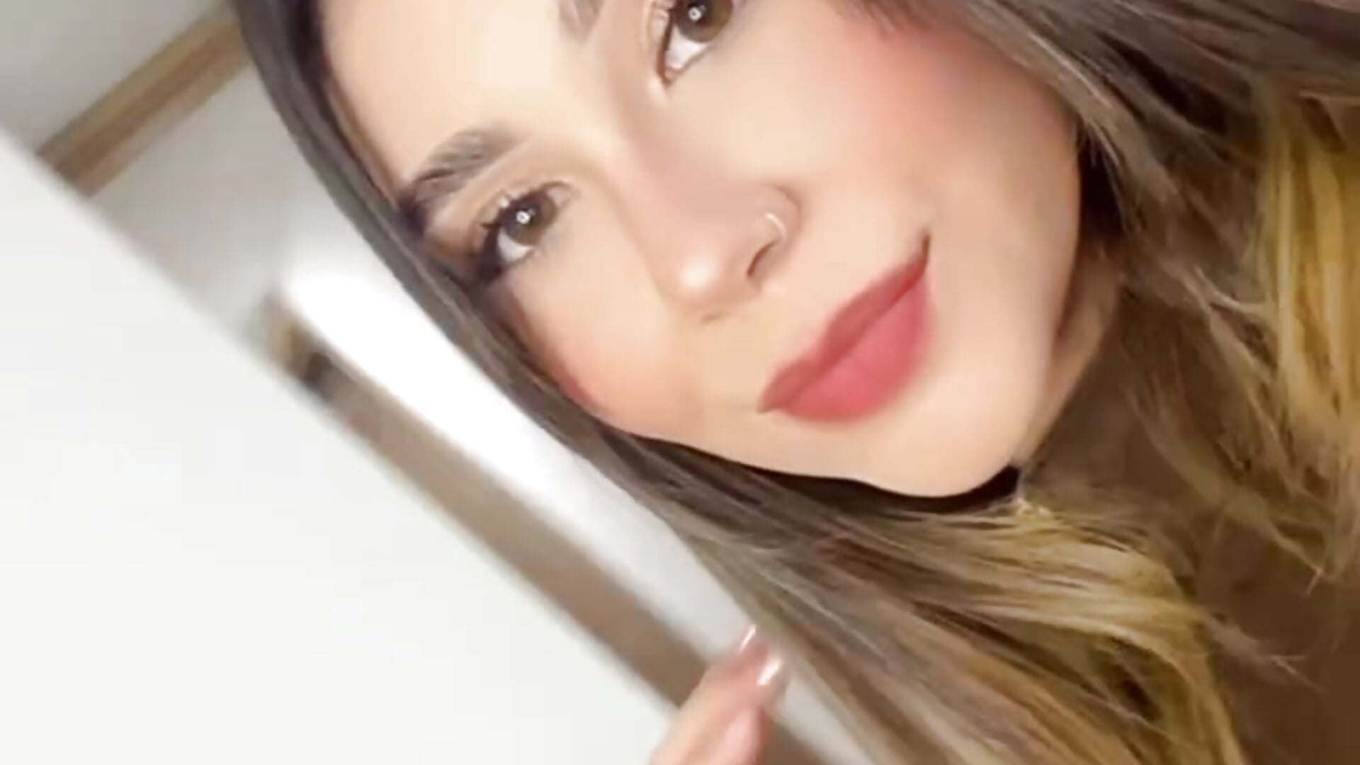 chula - video by RomaBellanova