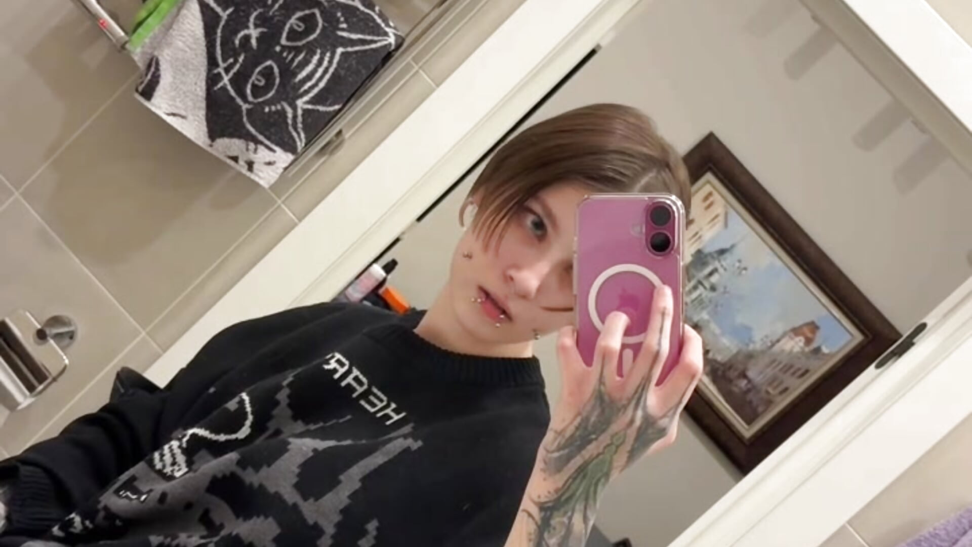 :p - video od modelky/modela hollowknightlover