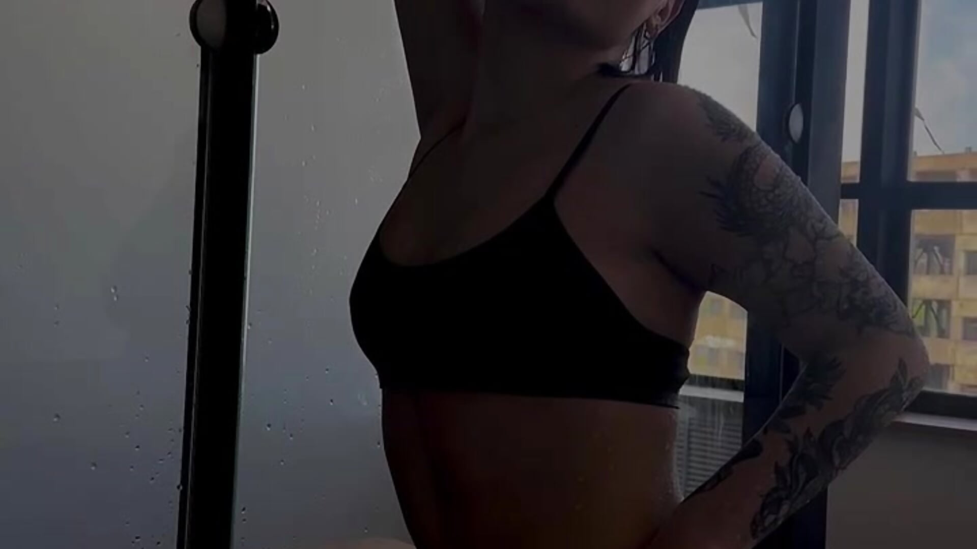 sexy moving in shower - Maya_soft主播的视频