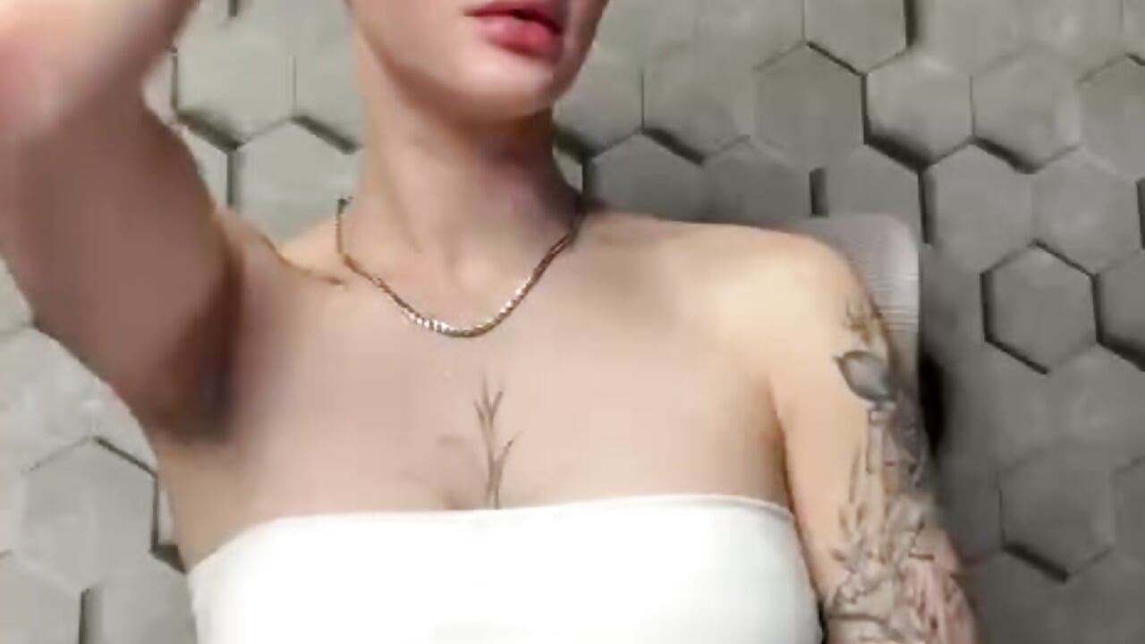 me❤️ - video by MilenaKeeks cam model