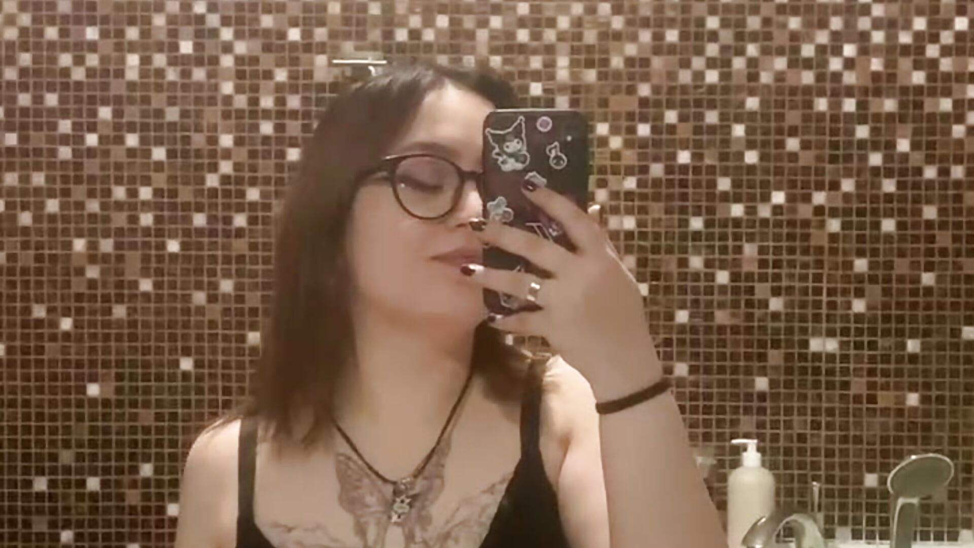 Its me ^^ - video by Your_Morphine