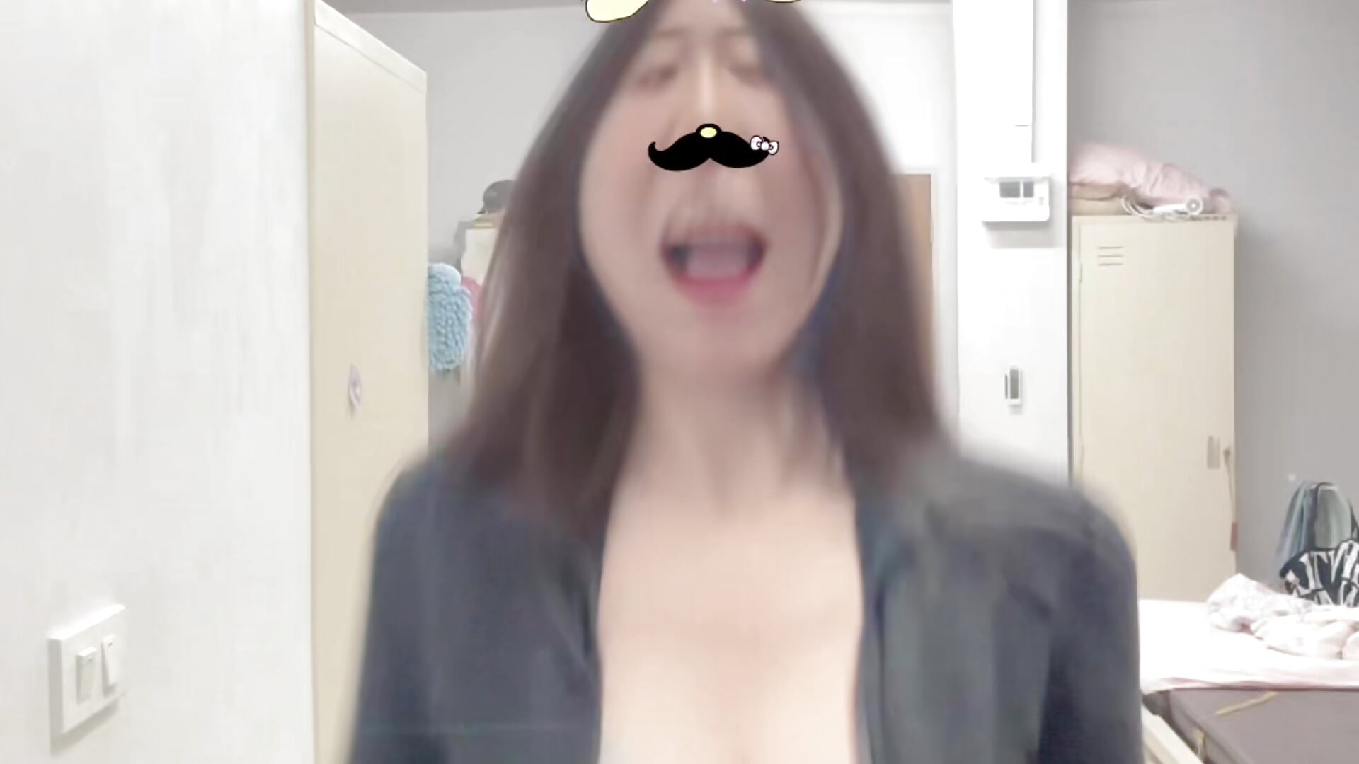 就是萌 - video by ruirui-baby