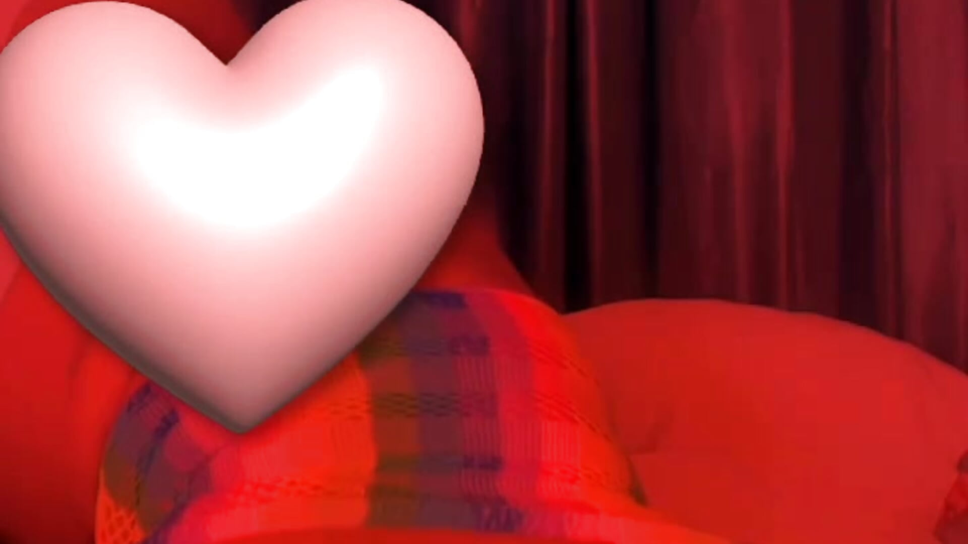 35C4222C-5832-4FE6-89DE-4ABA41891A59 - video by Juicypapaya25