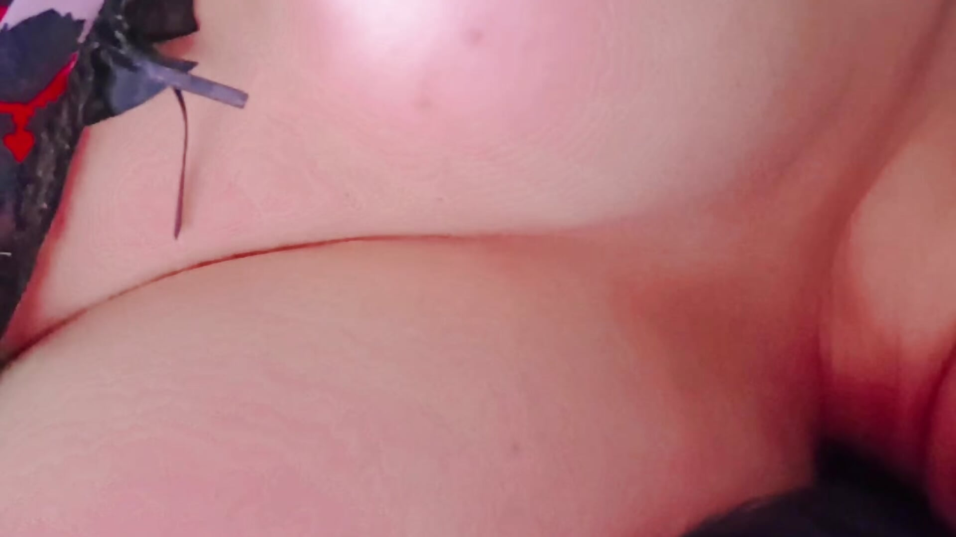 Peitinhos🫣 - video by Scarlat777